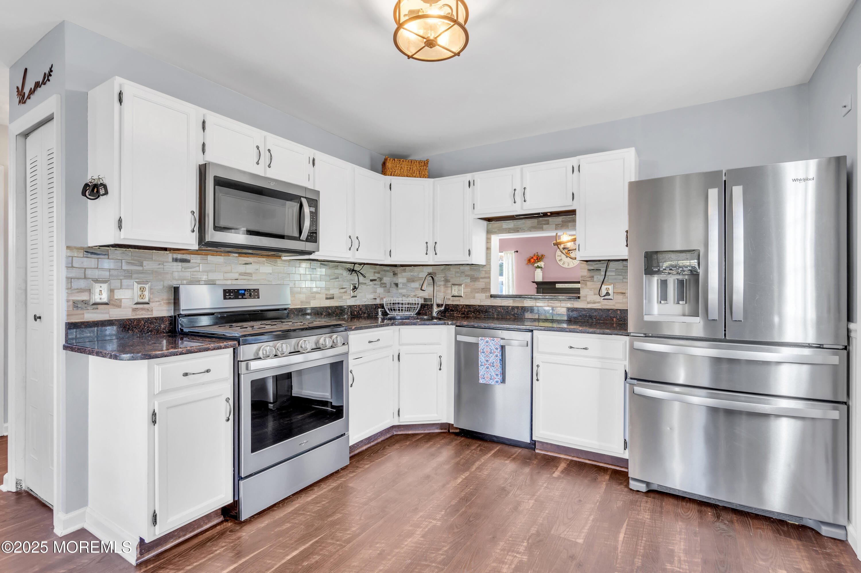 89 Ravenwood Boulevard Image 2