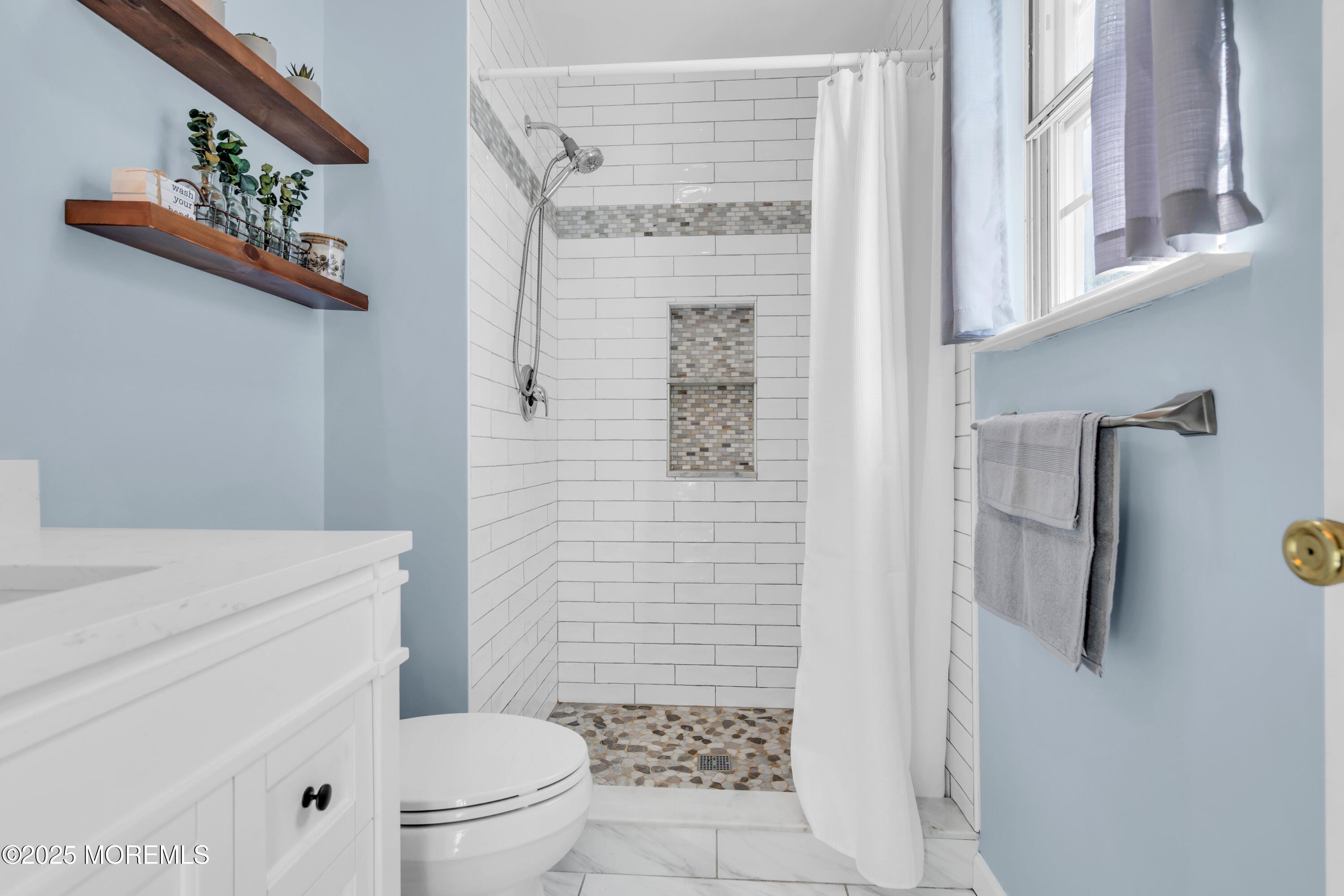 89 Ravenwood Boulevard Image 5