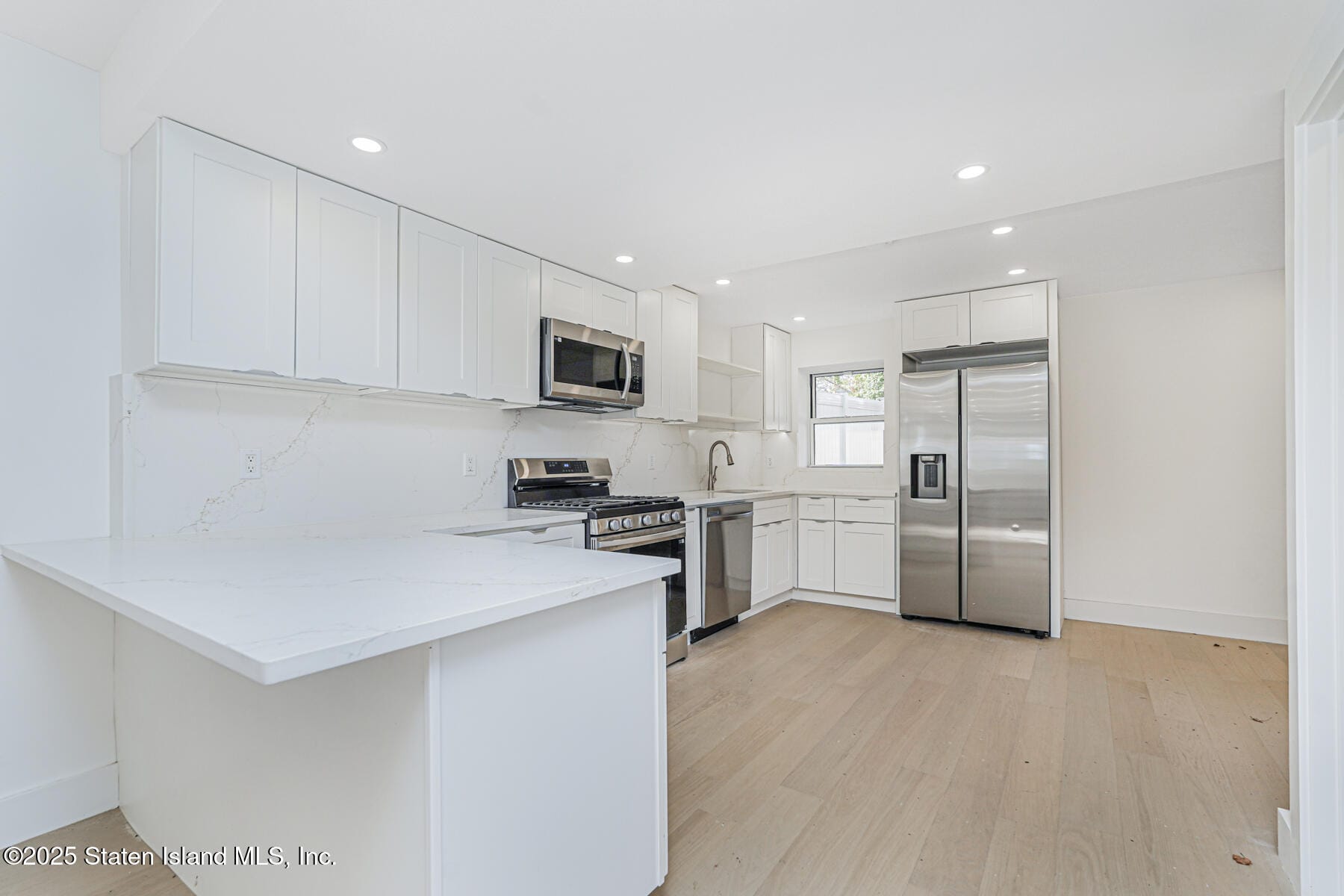 9 Russell Street, Staten Island, NY, 10308 image 8