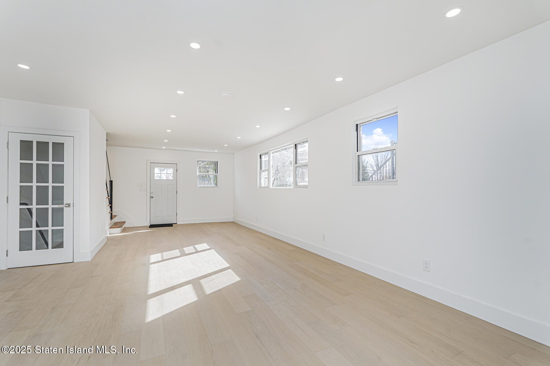 9 Russell Street, Staten Island, NY, 10308 image 6