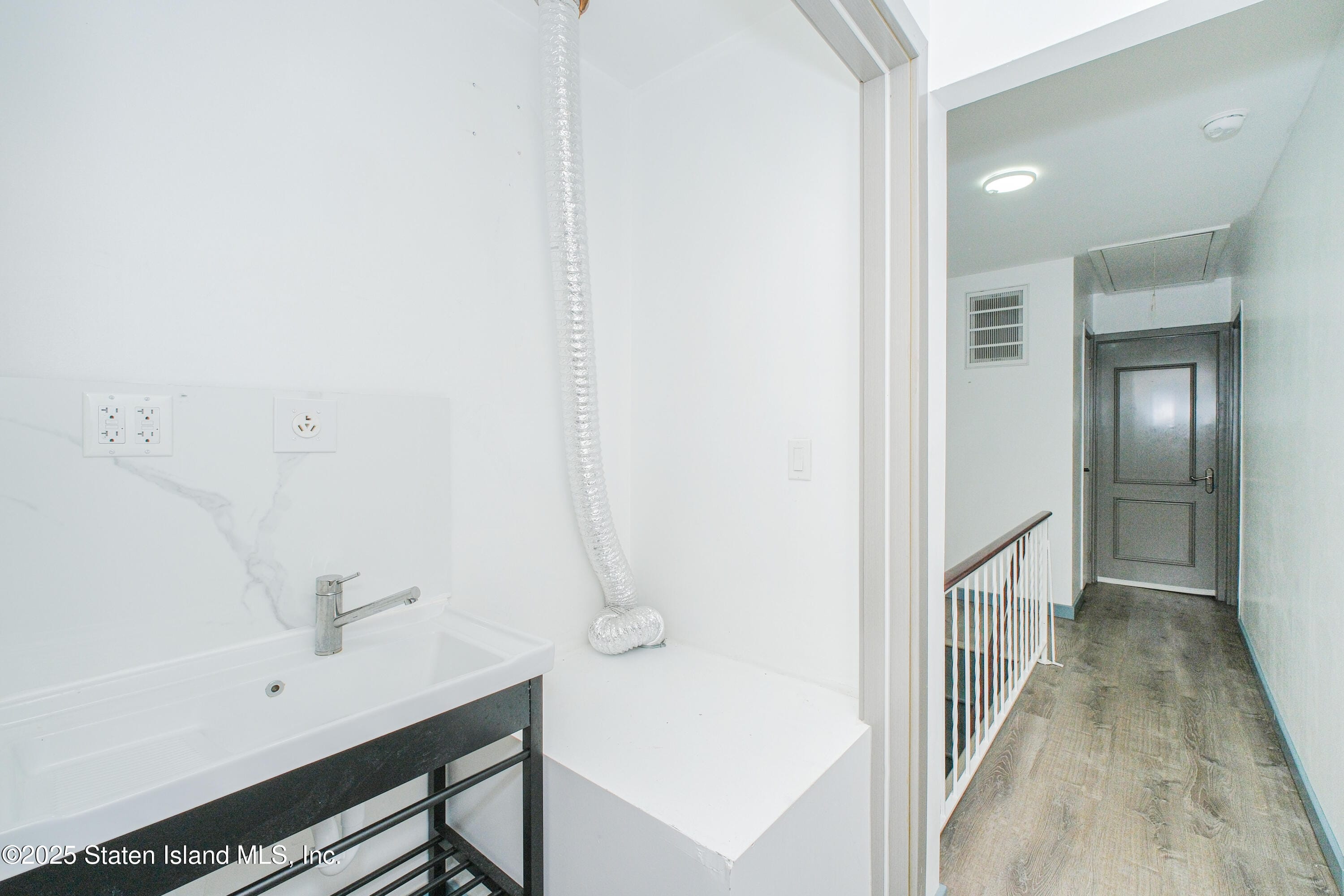 67 Willowwood Lane, Staten Island, NY, 10308 image 19