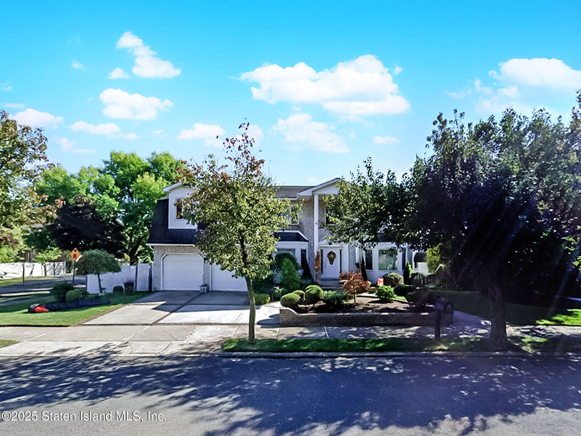 436 Vineland Avenue Image 2