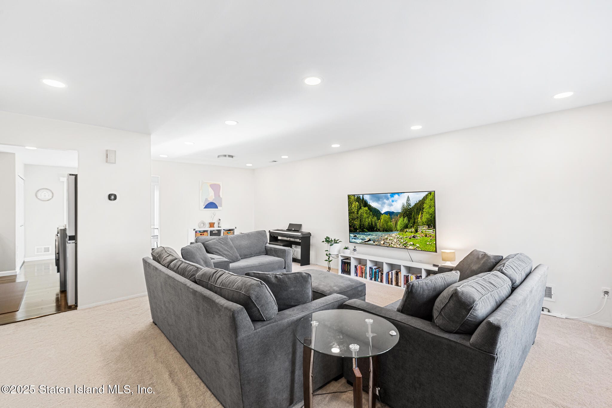 28 Berry Court 576 Image 4