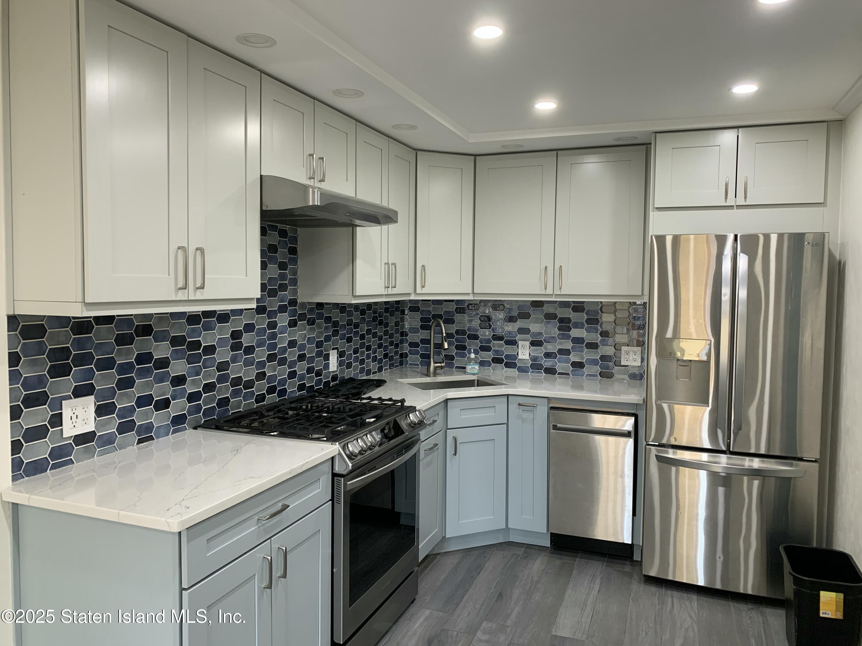 228 Slater Boulevard, Staten Island, NY, 10305 image 36