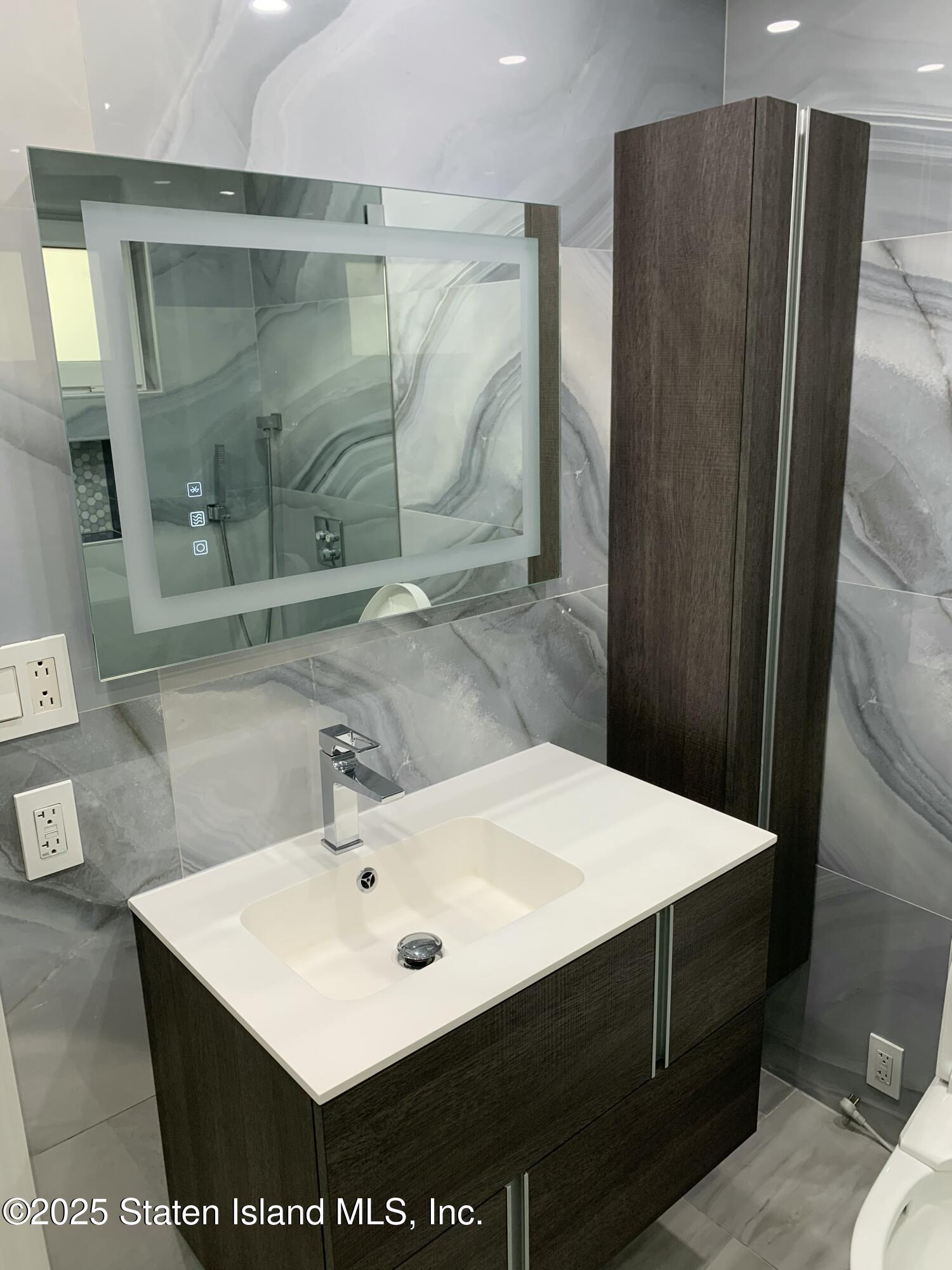 228 Slater Boulevard, Staten Island, NY, 10305 image 37