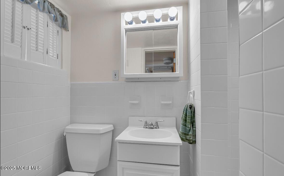 221 Harrison Avenue, Oakhurst, NJ, 07755 image 26