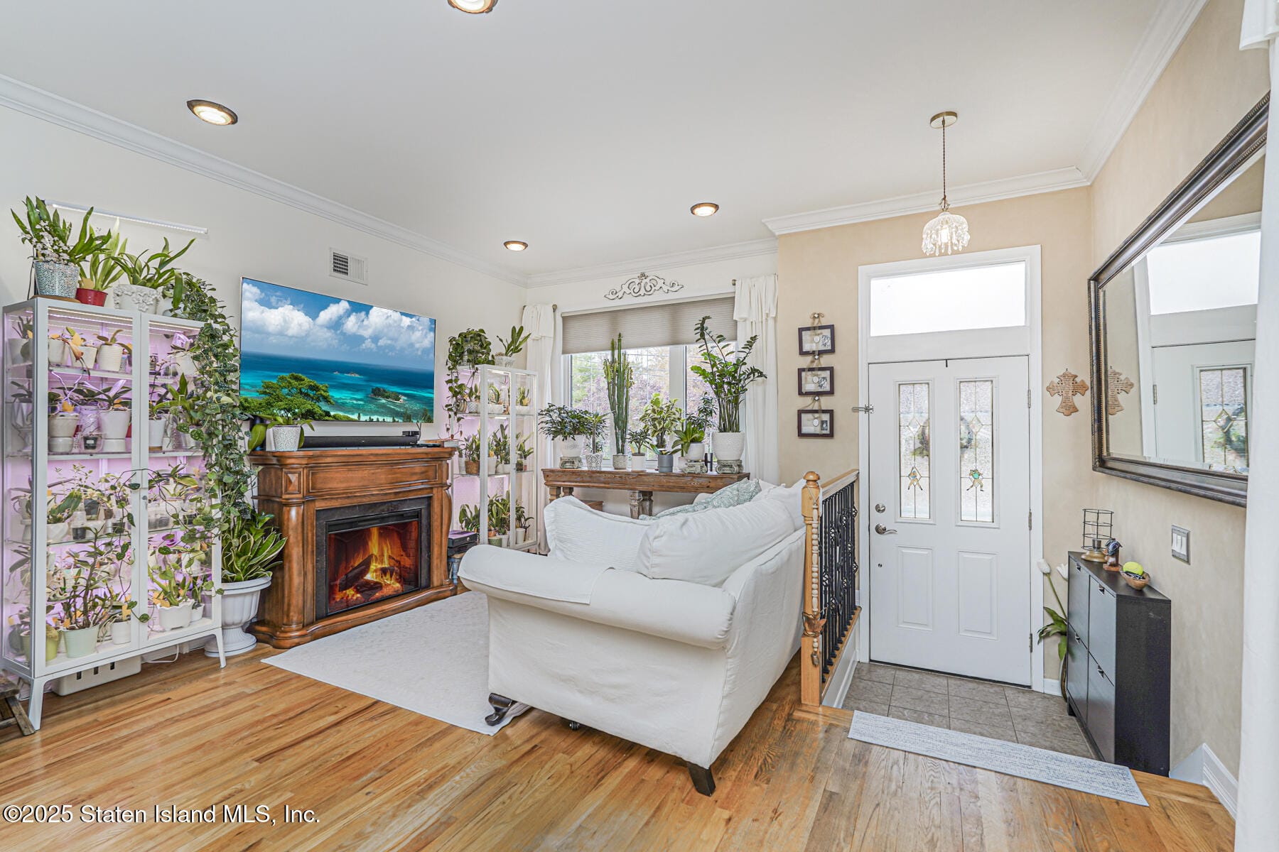 204 Sneden Avenue Image 5