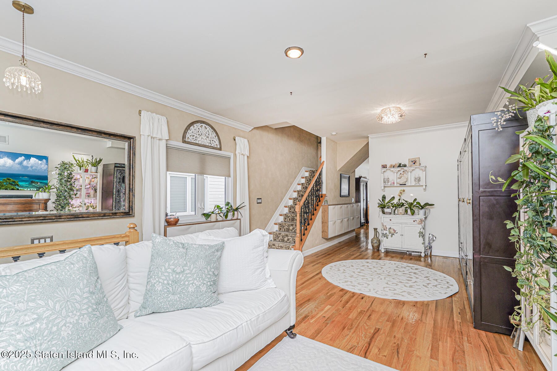 204 Sneden Avenue Image 4