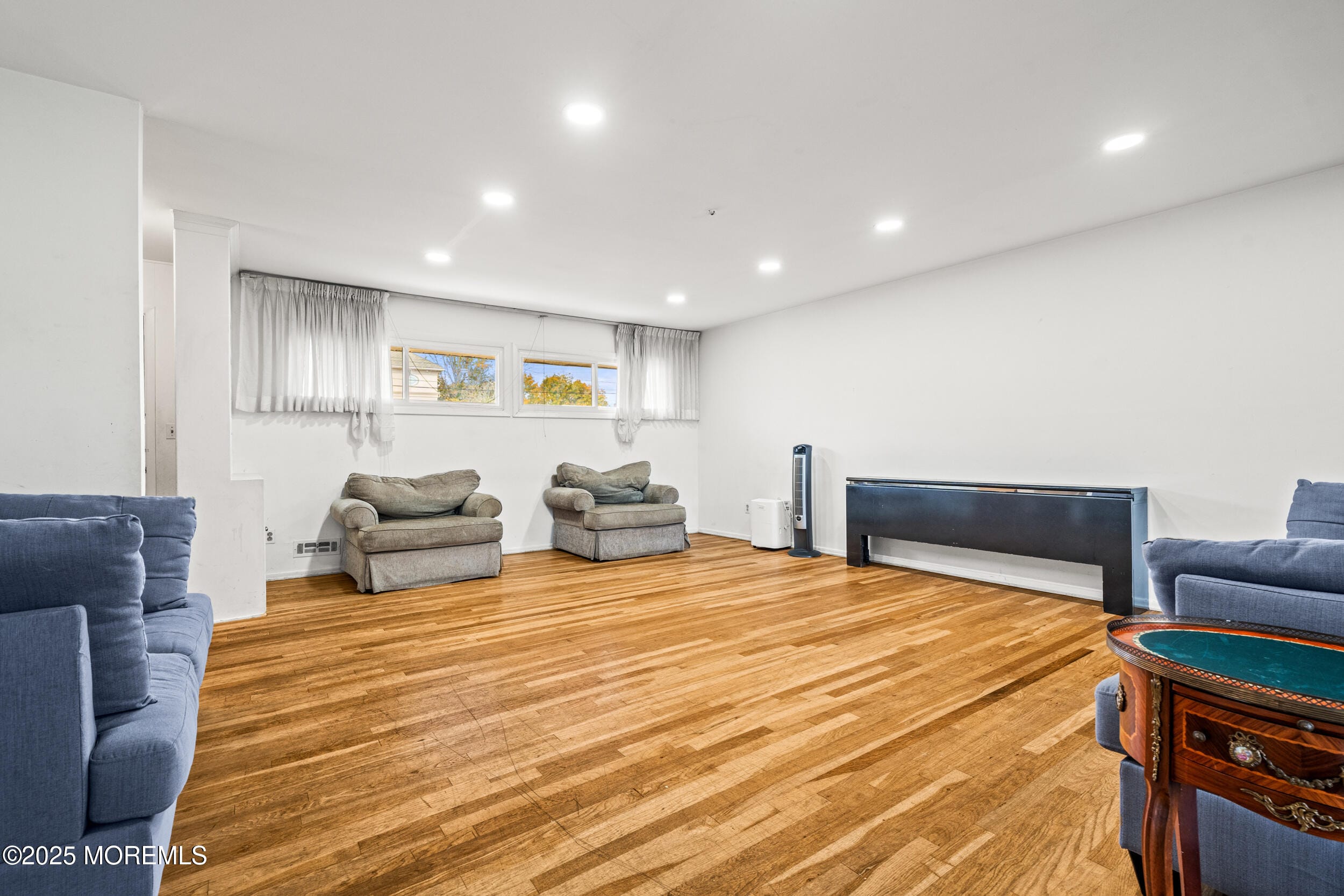 881 Red Oaks Drive Image 4