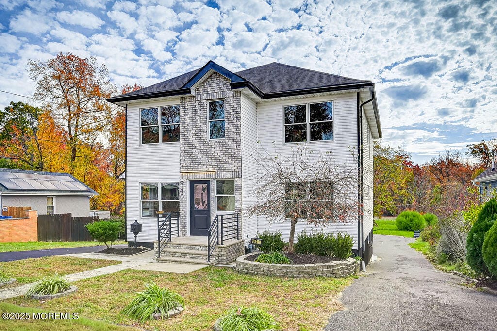 940 Grove Avenue Image 3