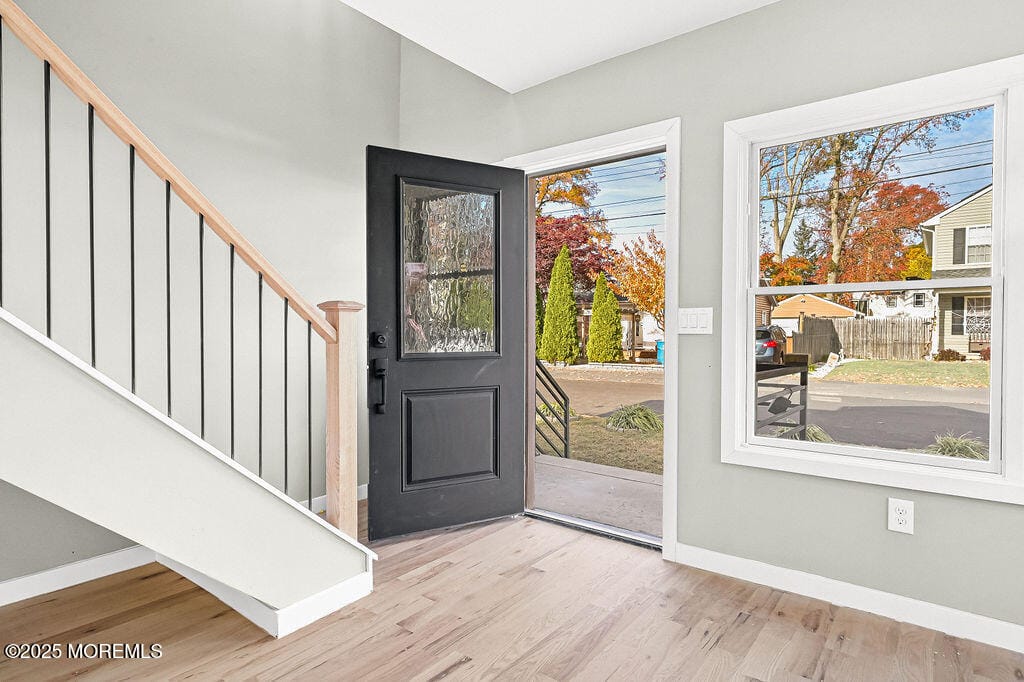 940 Grove Avenue Image 5