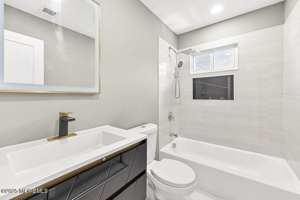 940 Grove Avenue, South Amboy, NJ, 08879 image 27