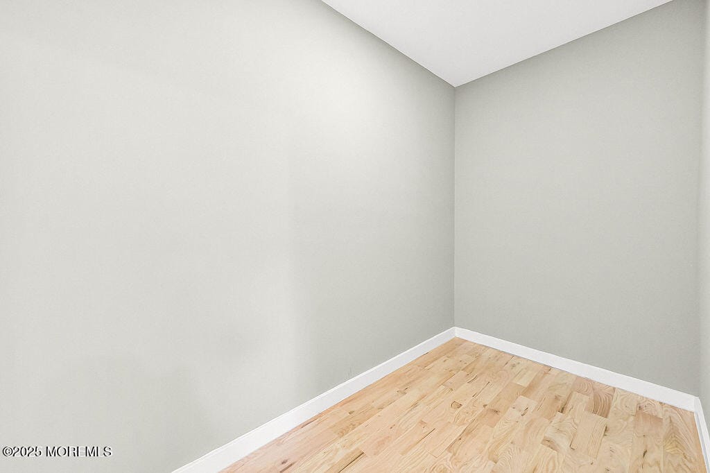 940 Grove Avenue, South Amboy, NJ, 08879 image 32