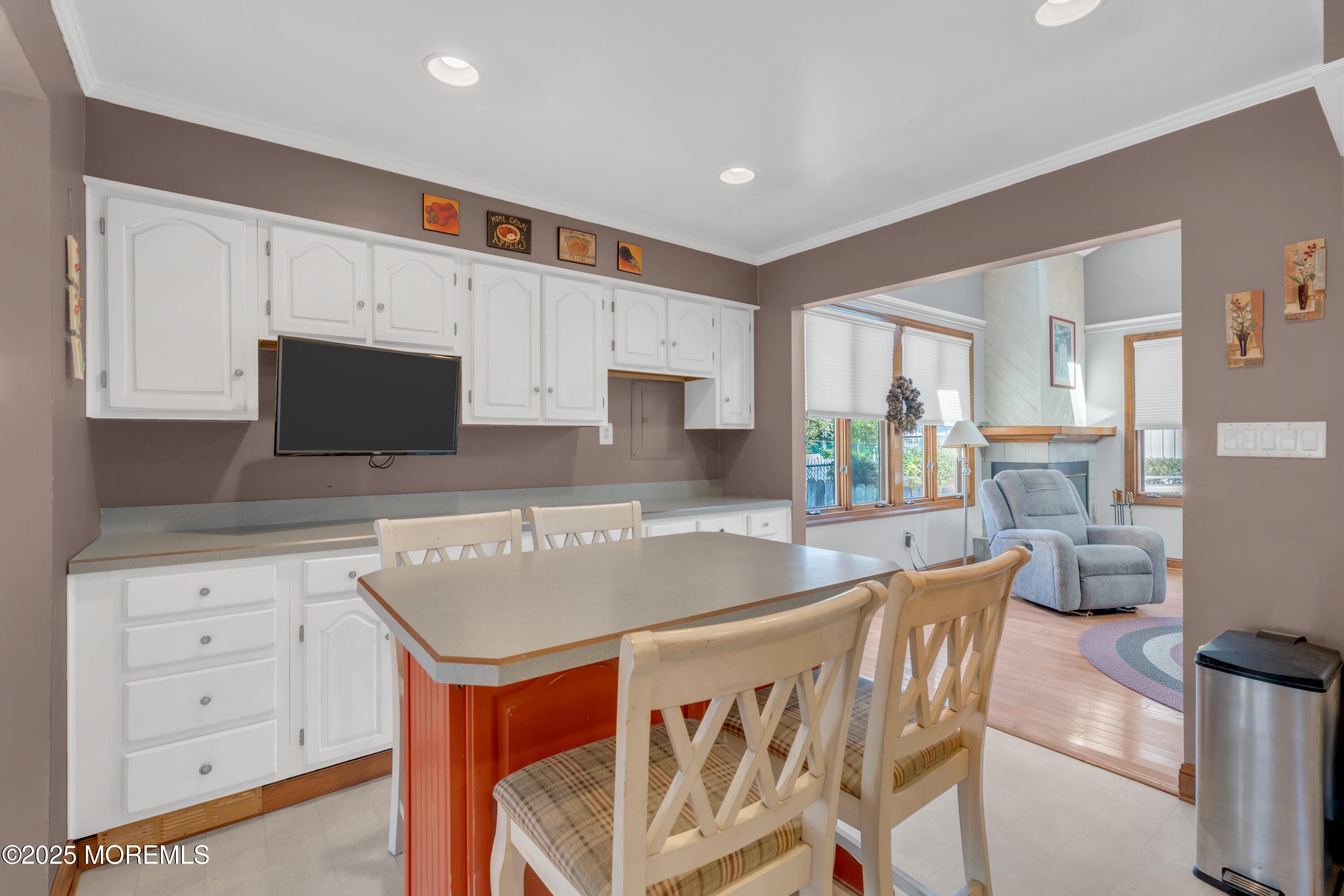 34 Roosevelt Avenue, East Brunswick, NJ, 08816 image 22