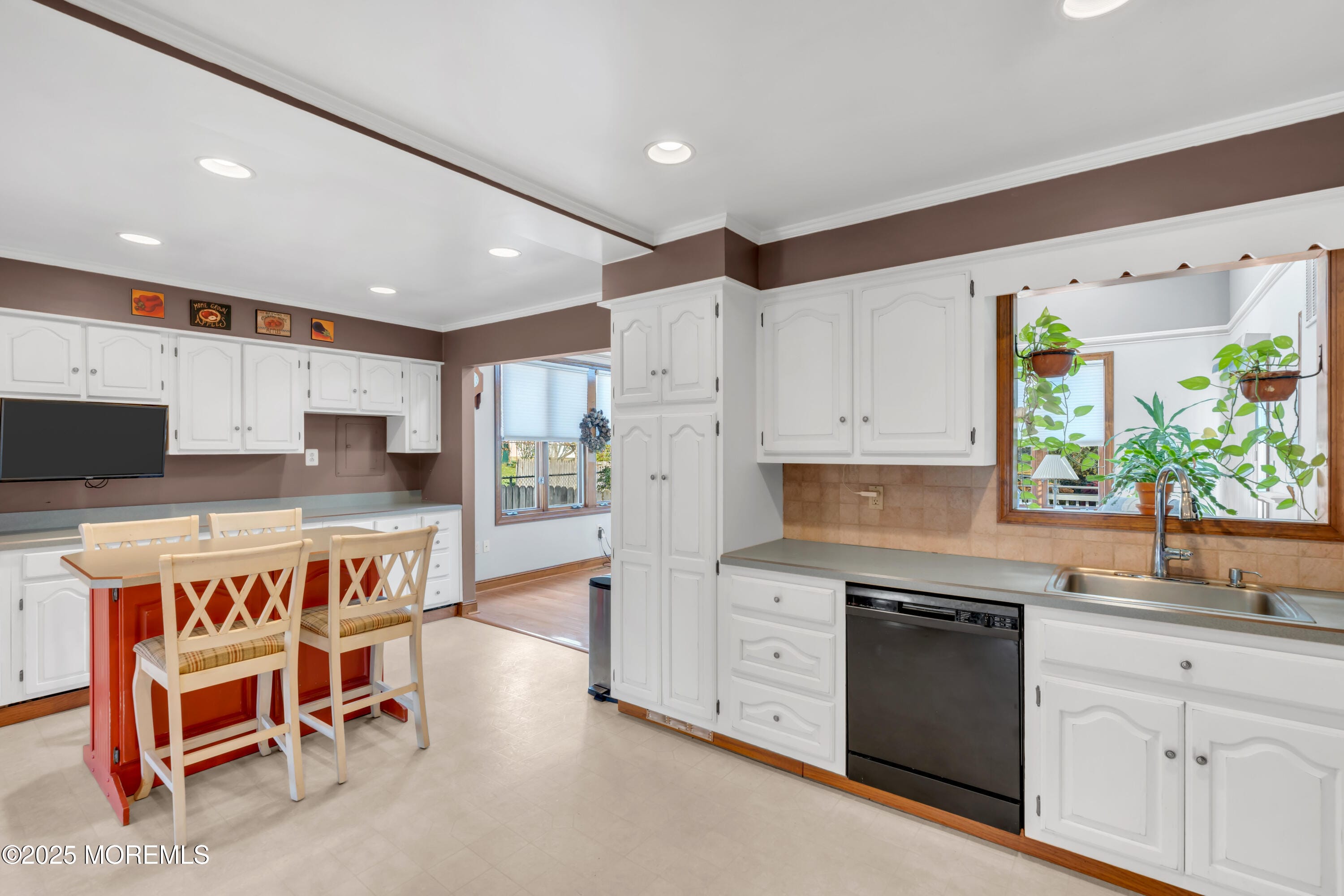 34 Roosevelt Avenue, East Brunswick, NJ, 08816 image 18