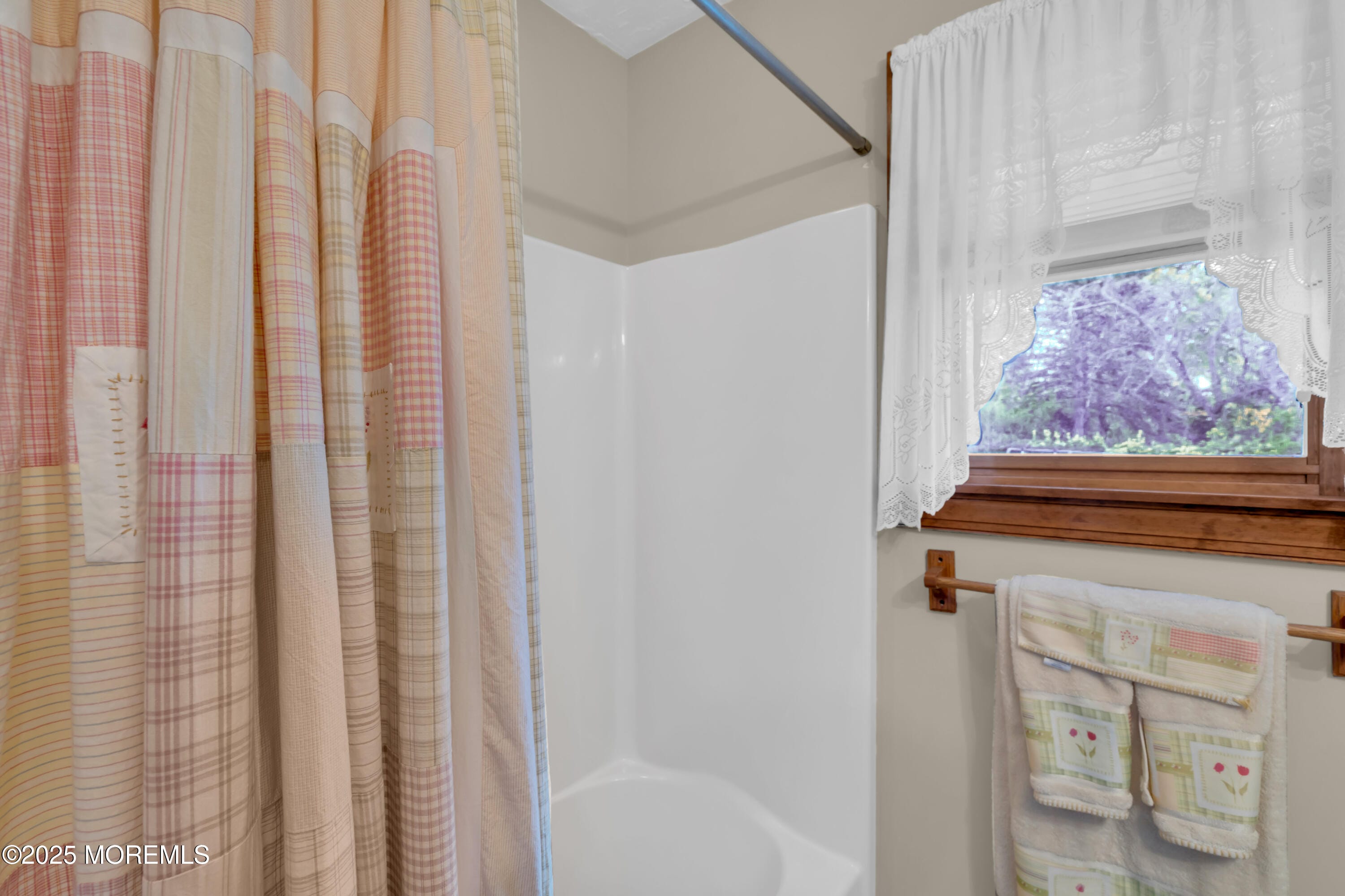 34 Roosevelt Avenue, East Brunswick, NJ, 08816 image 39