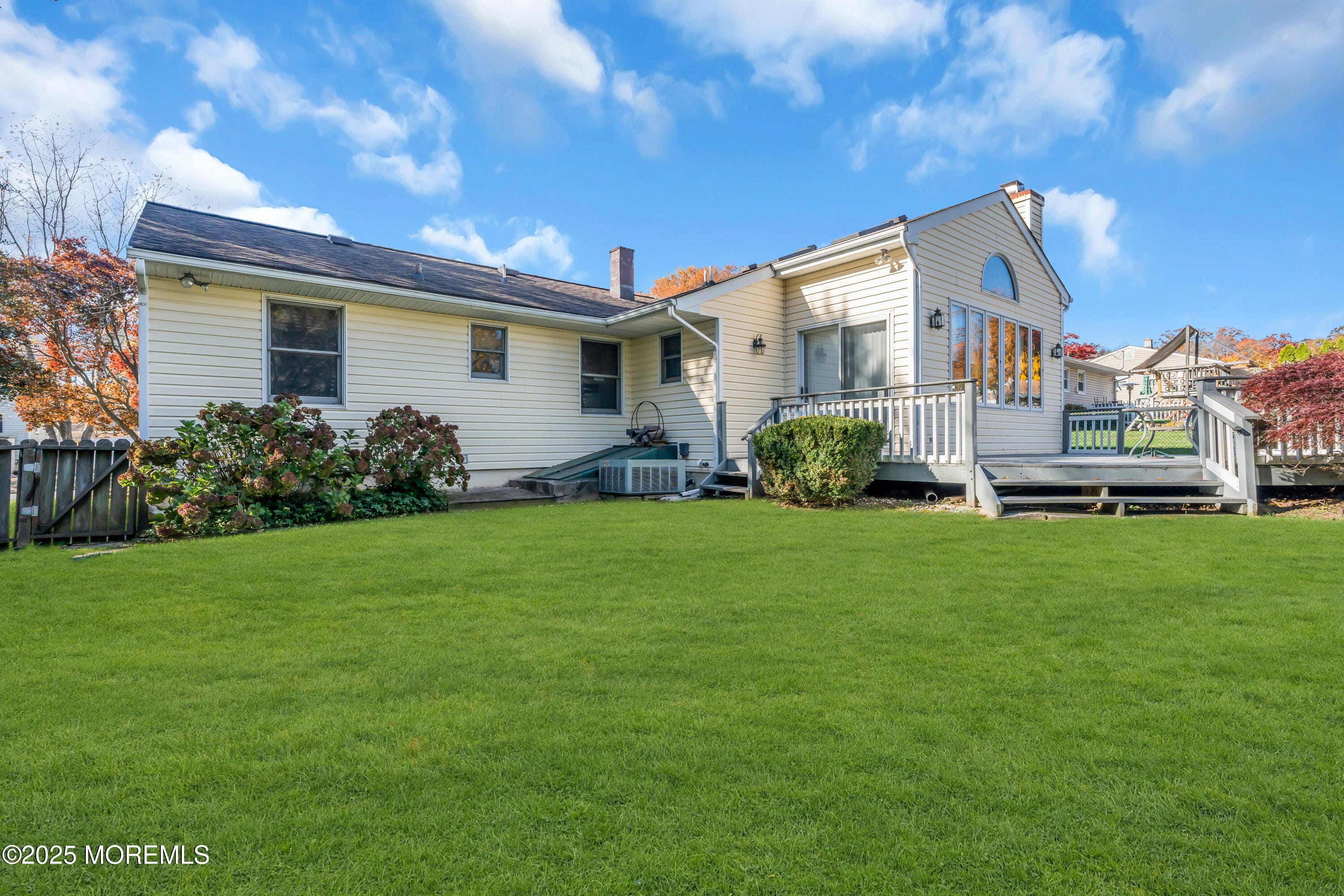 34 Roosevelt Avenue Image 4