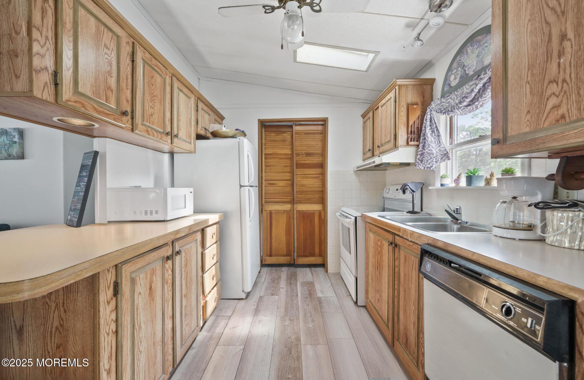 211 Holly Court, Whiting, NJ, 08759 image 6