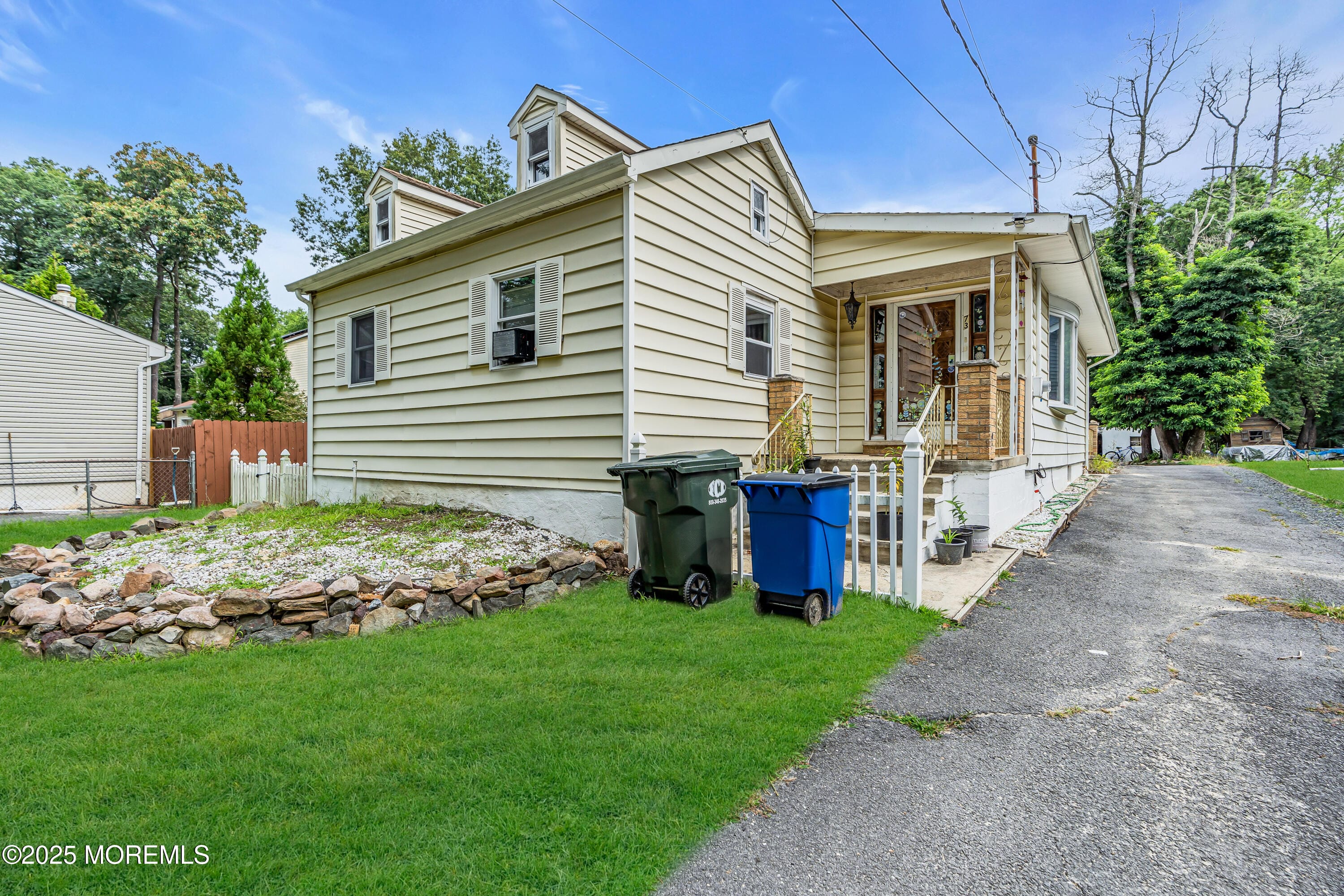 73 Maxim Road Image 1