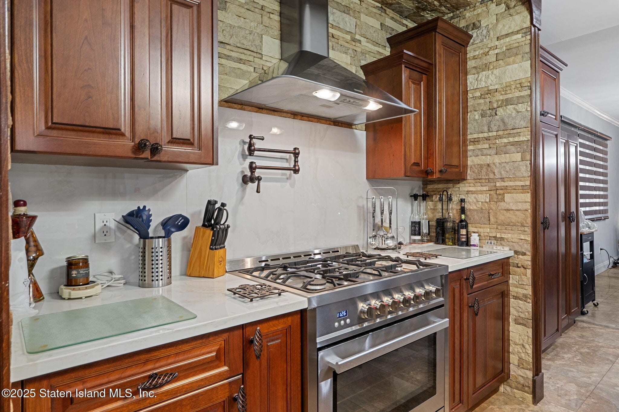 386 Page Avenue, Staten Island, NY, 10307 image 9