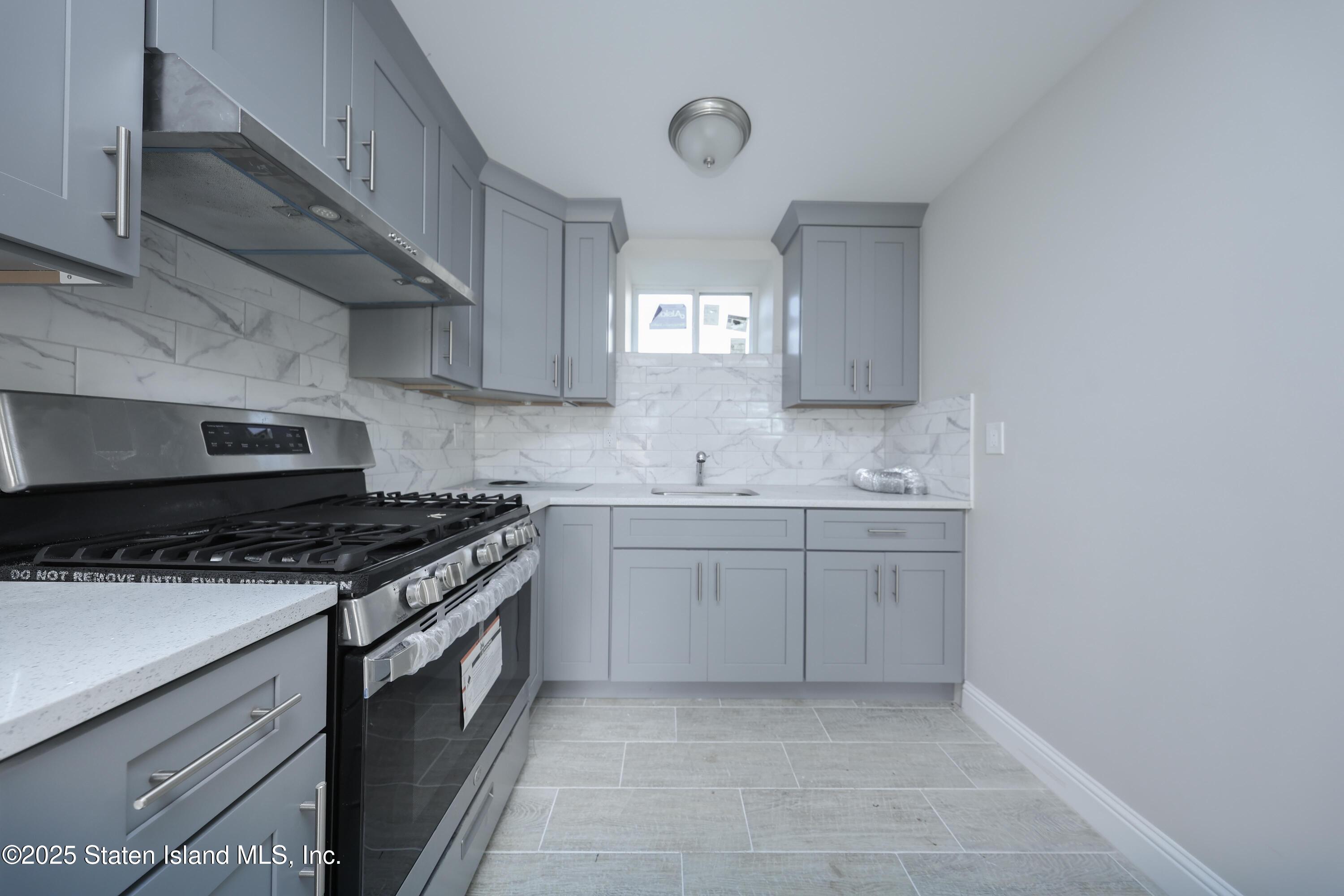 12 Simonson Avenue, Staten Island, NY, 10303 image 21