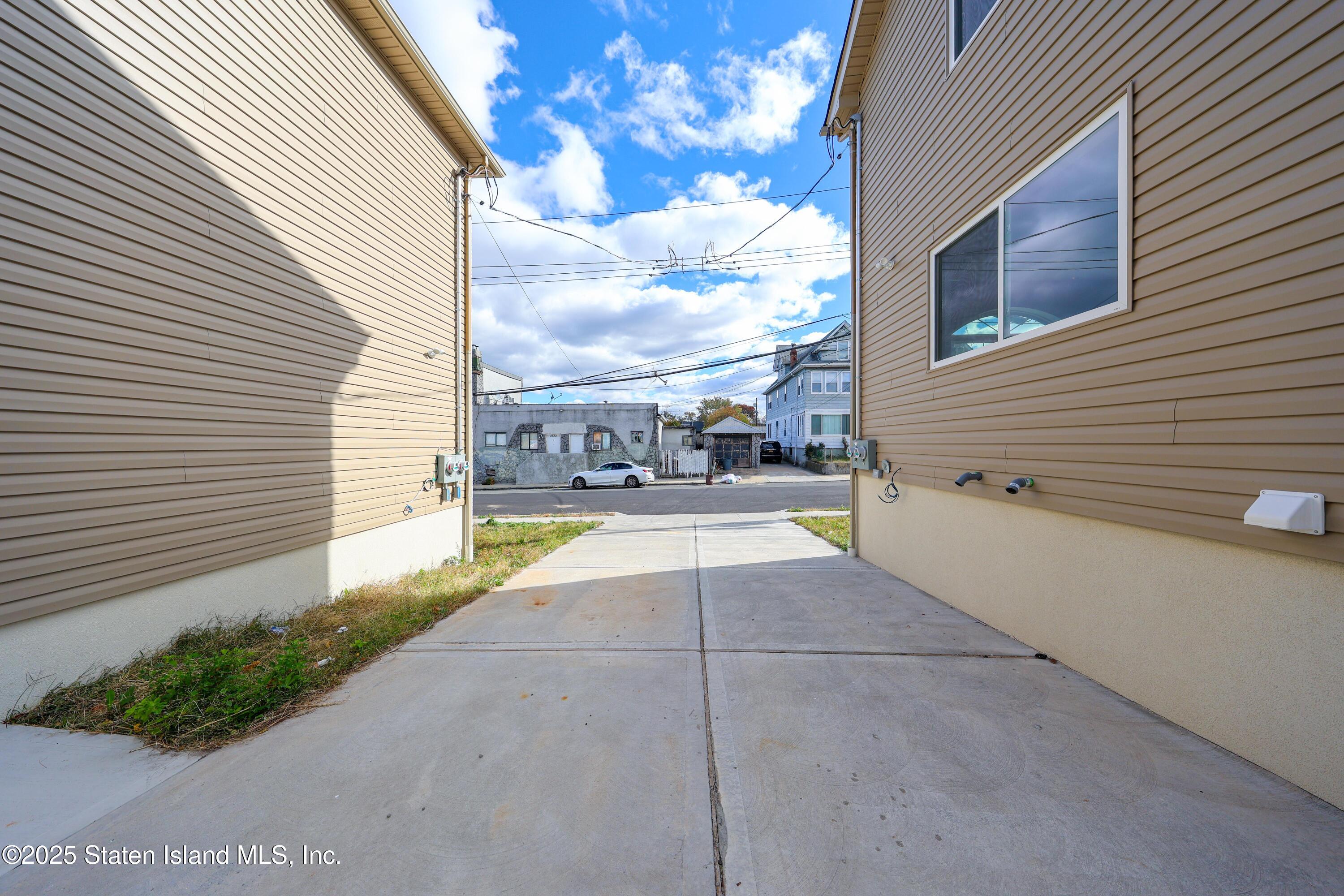 12 Simonson Avenue, Staten Island, NY, 10303 image 27