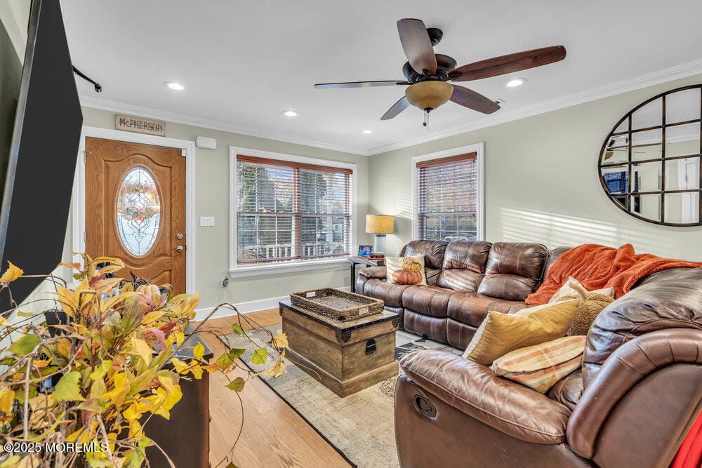 9 Bayberry Avenue Image 4