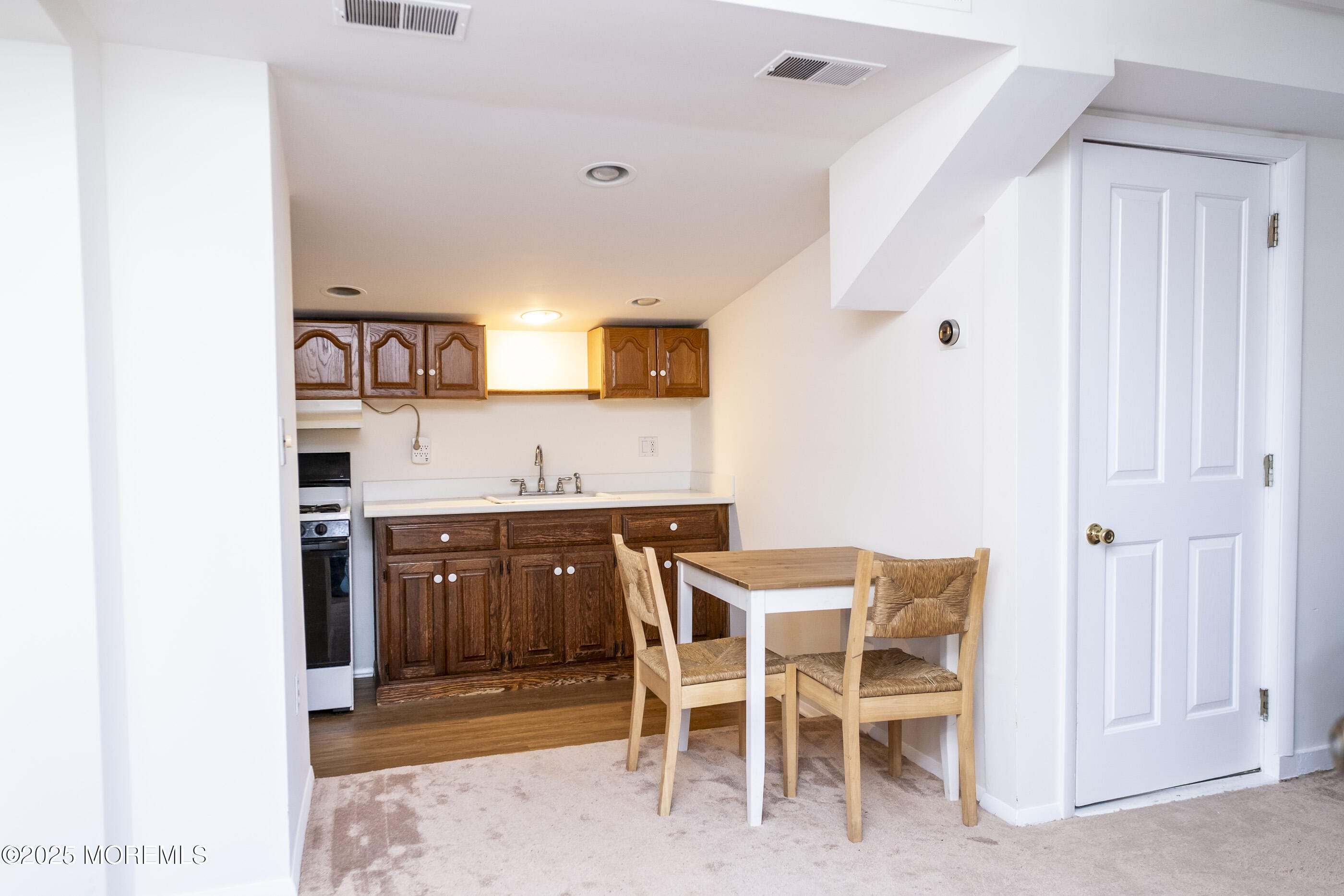 28 Florence Avenue, Leonardo, NJ, 07737 image 19