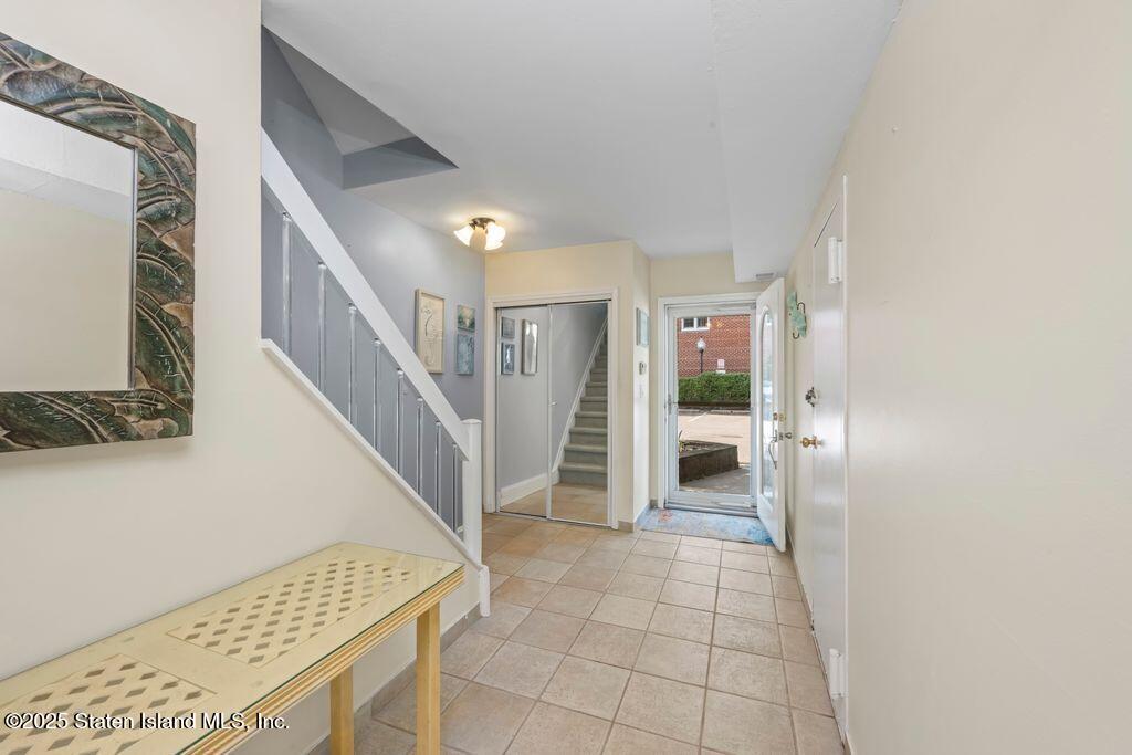 14 Yacht Club Cove Street Image 5