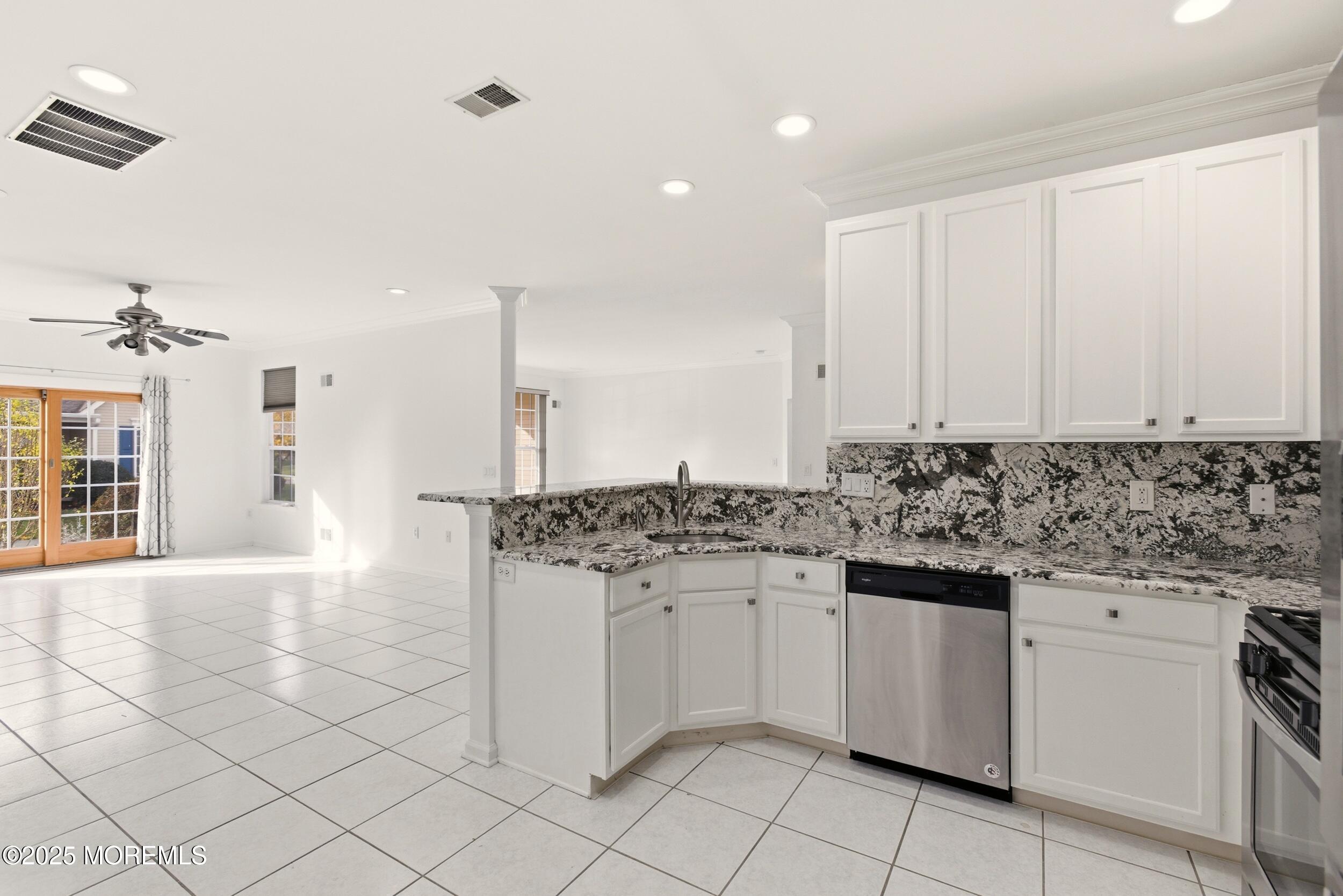 45 Deer Chase Lane, Lakewood, NJ, 08701 image 9