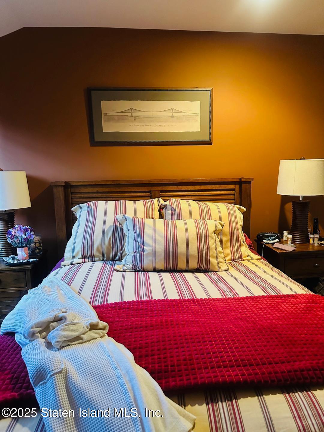 11 St Edward Lane, Staten Island, NY, 10309 image 16