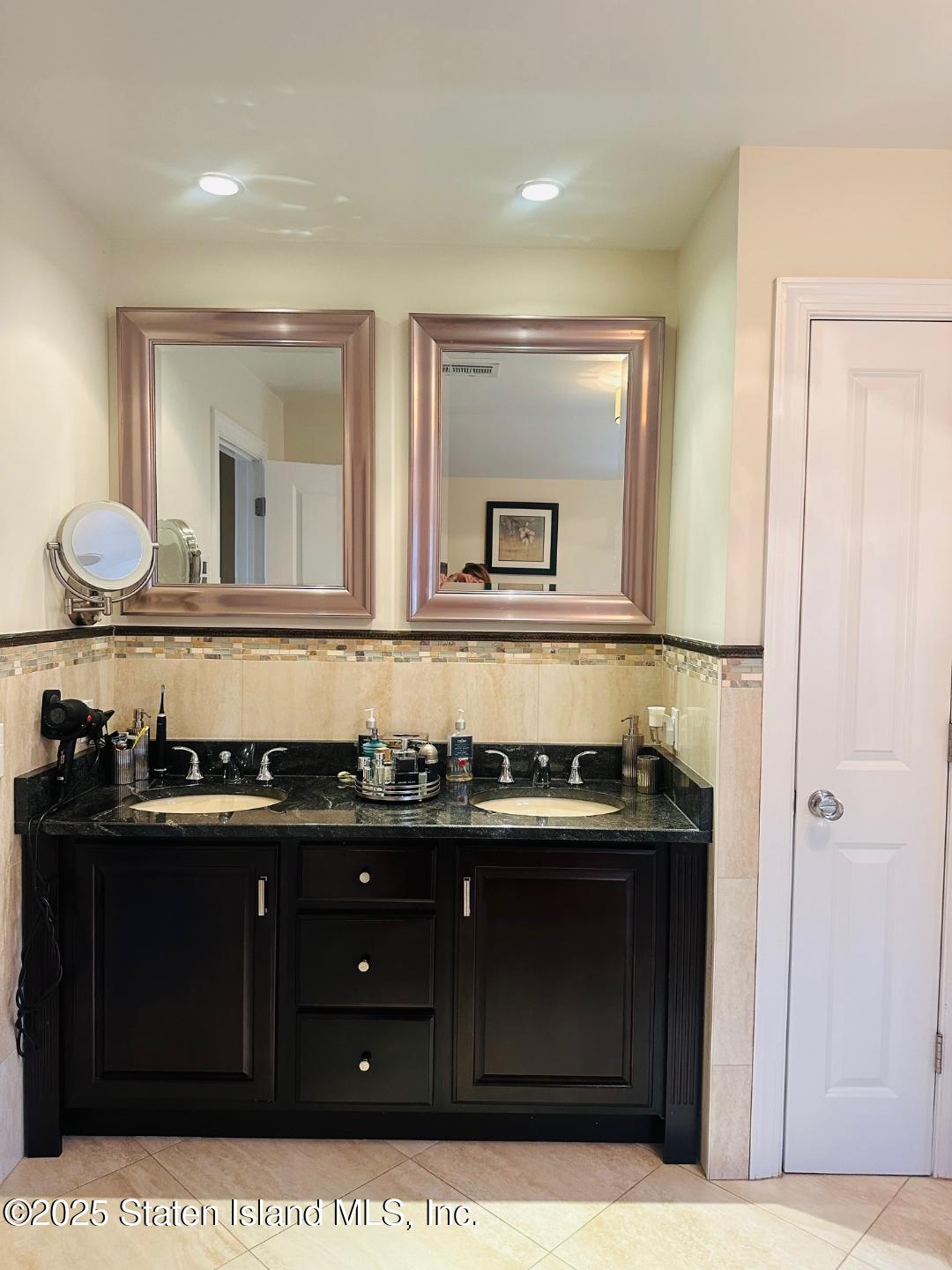 11 St Edward Lane, Staten Island, NY, 10309 image 14