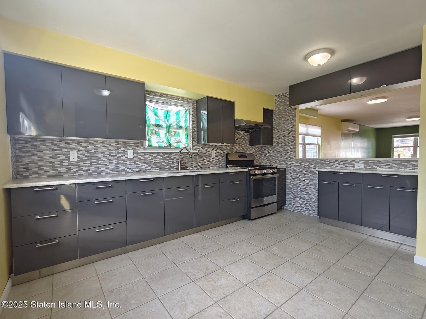 325 Oder Avenue, Staten Island, NY, 10304 image 15