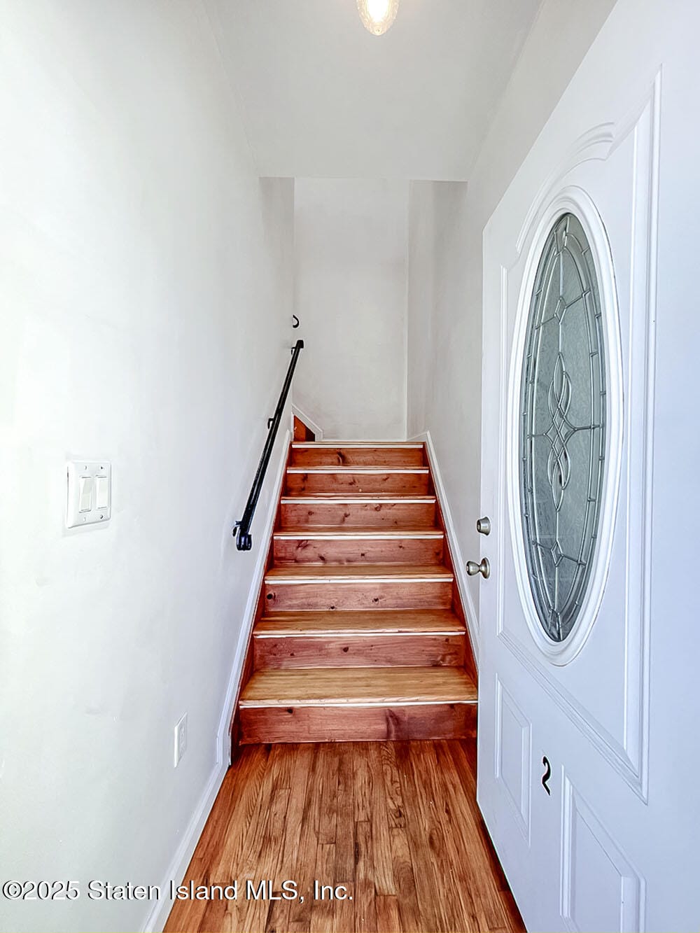 25 Stanley Avenue Image 3