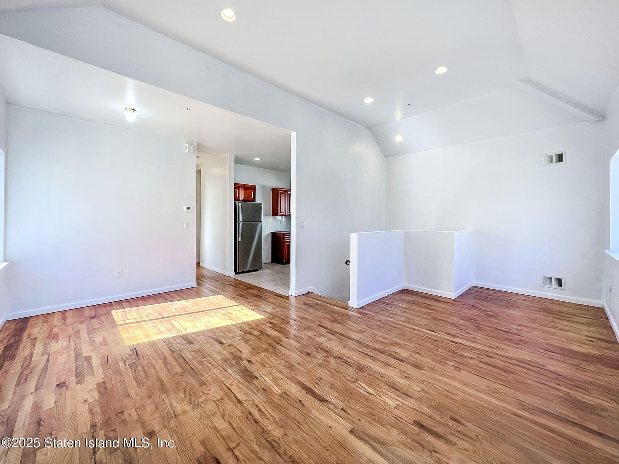 25 Stanley Avenue, Staten Island, NY, 10301 image 8