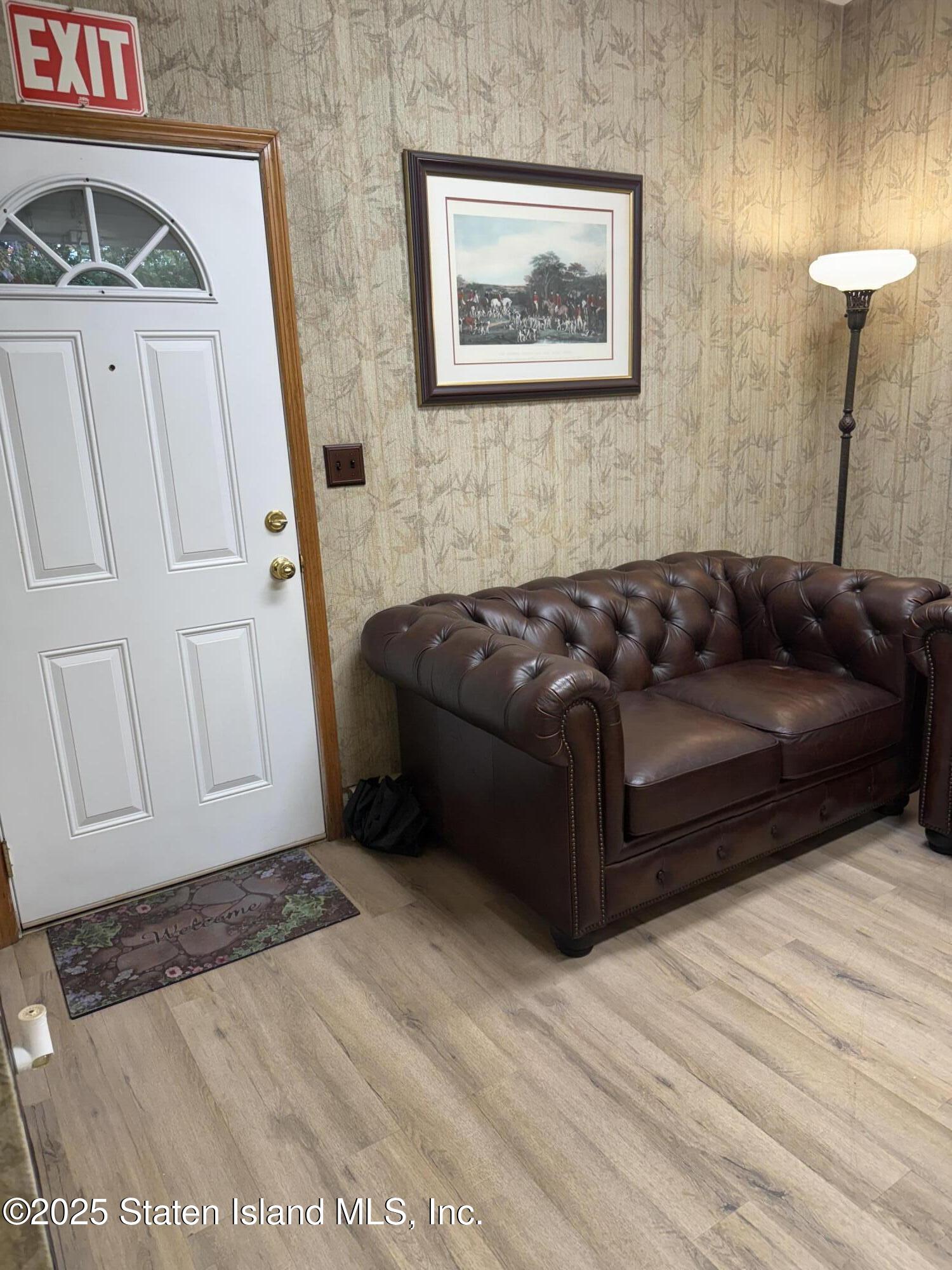 3996 Richmond Avenue Image 3