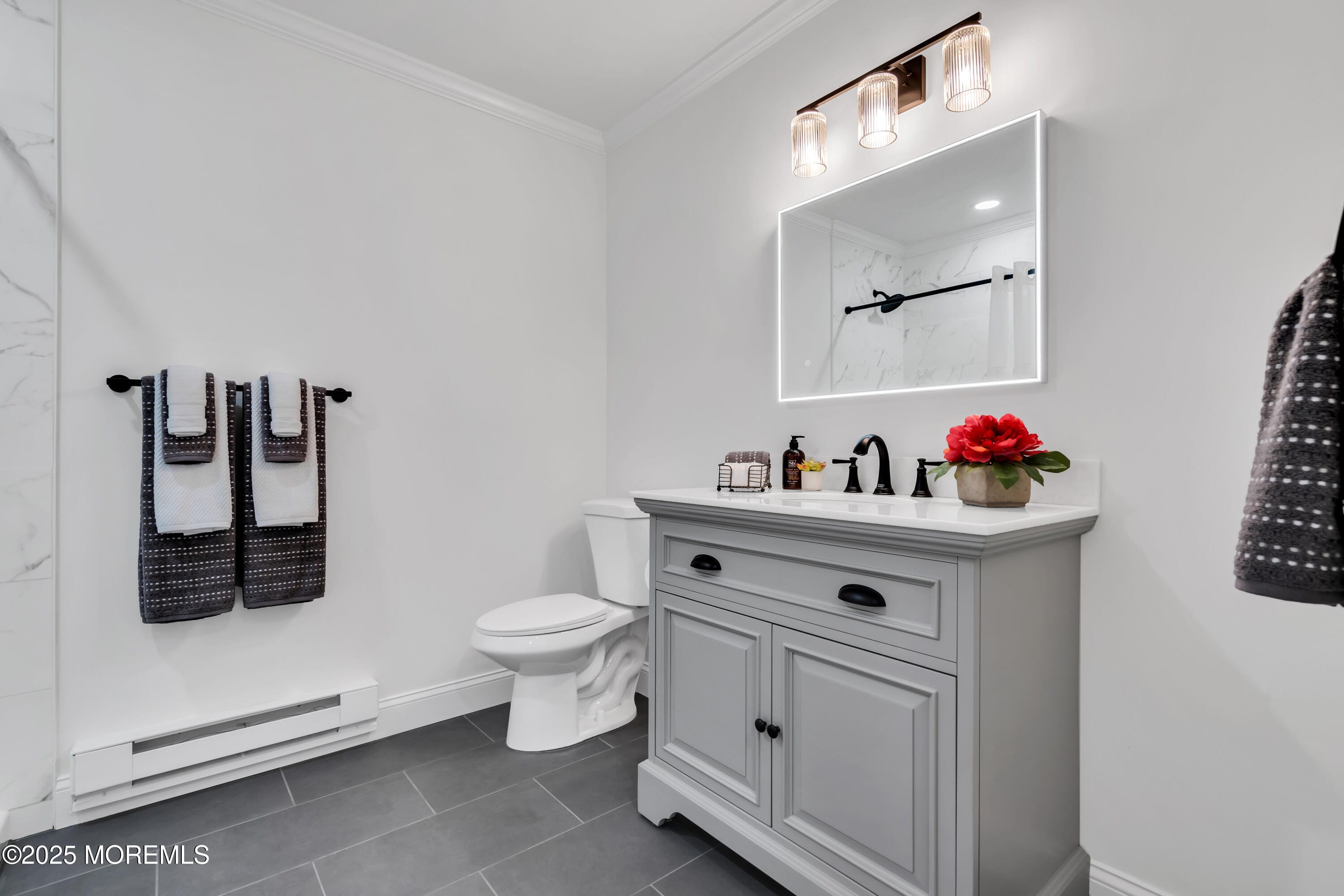 1 Greenwood Lane B Image 5