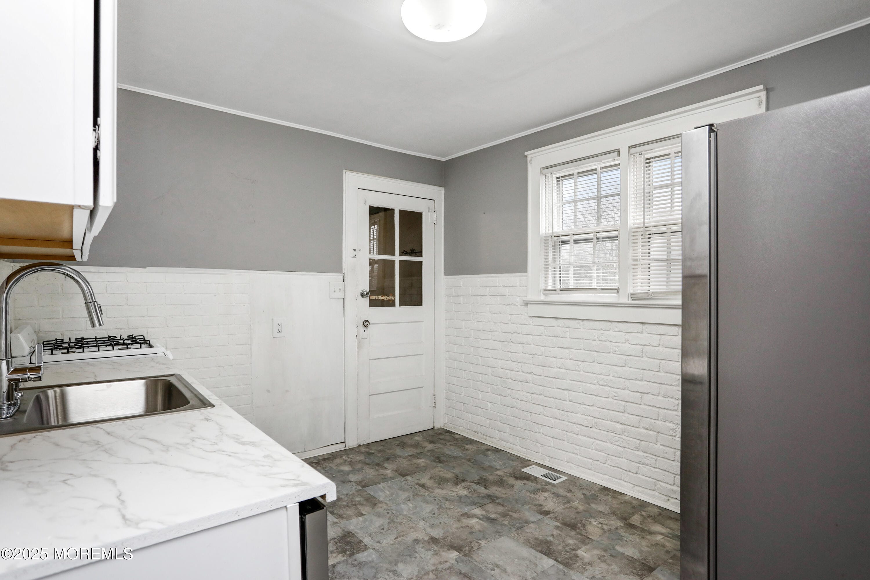 120 Victoria Place, Union Beach, NJ, 07735 image 8