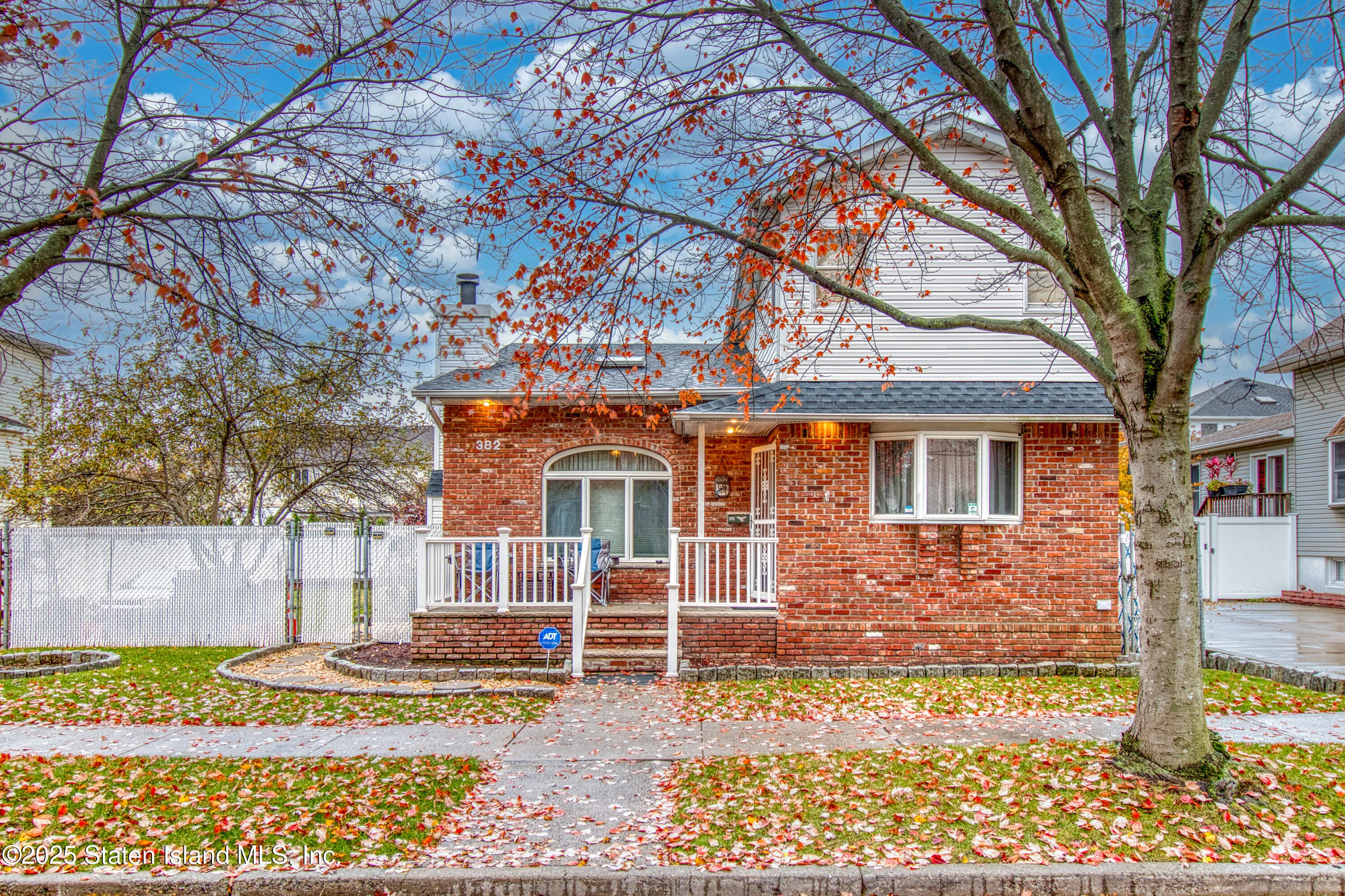 382 Manhattan Street, Staten Island, NY, 10307