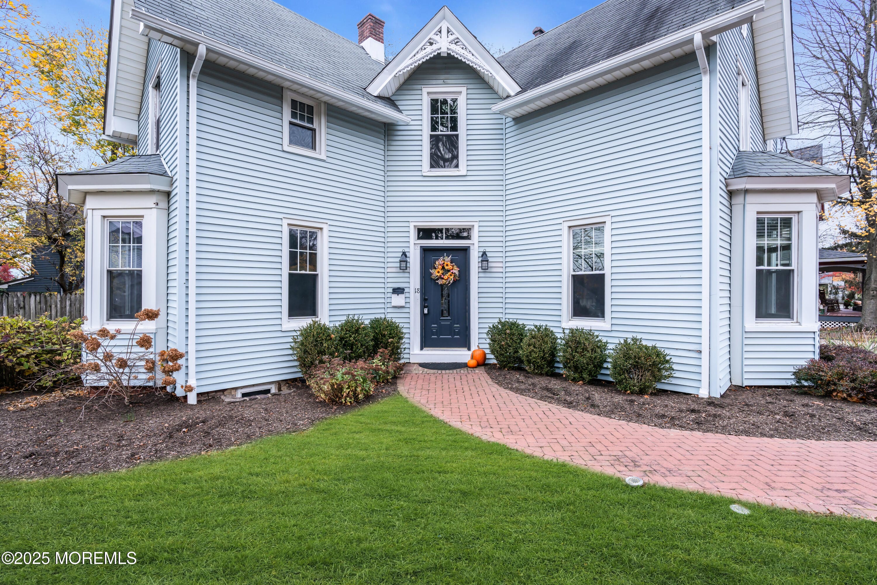 18 Middletown Avenue, Atlantic Highlands, NJ, 07716