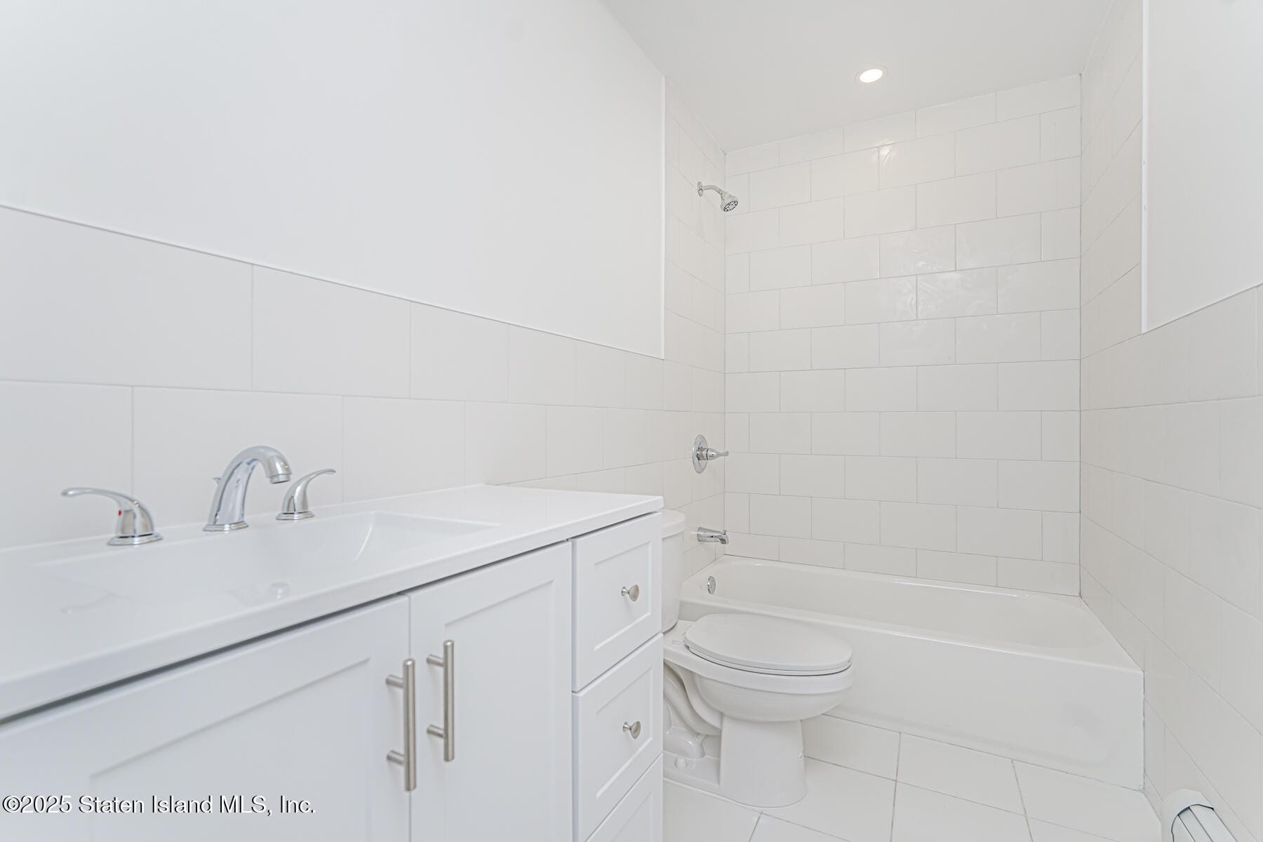 98 Alverson Avenue Image 4