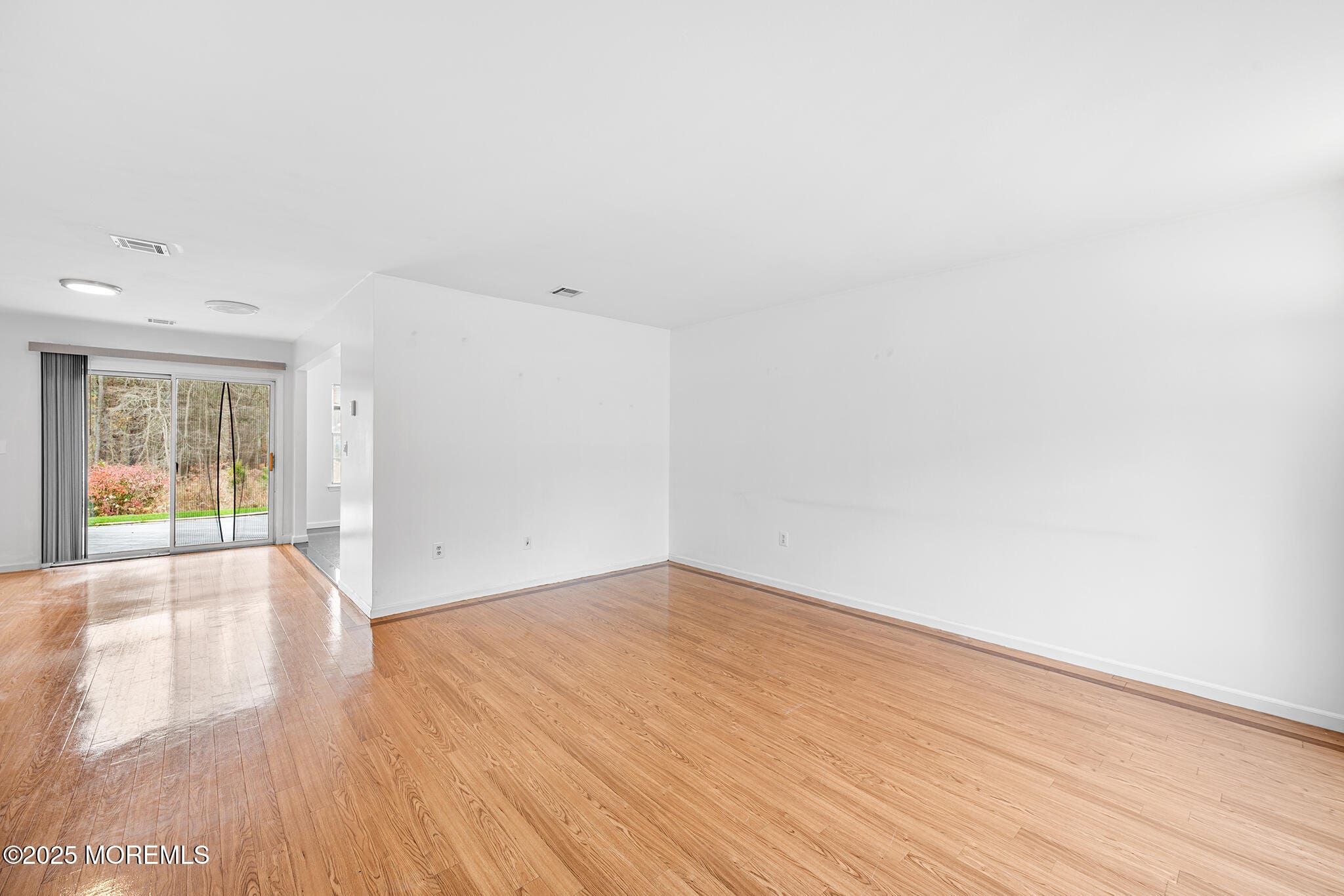 6 Groom Court Image 4