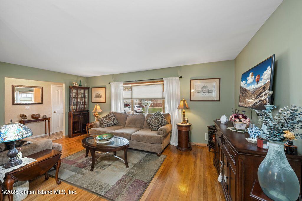 28 Peter Avenue, Staten Island, NY, 10306 image 6