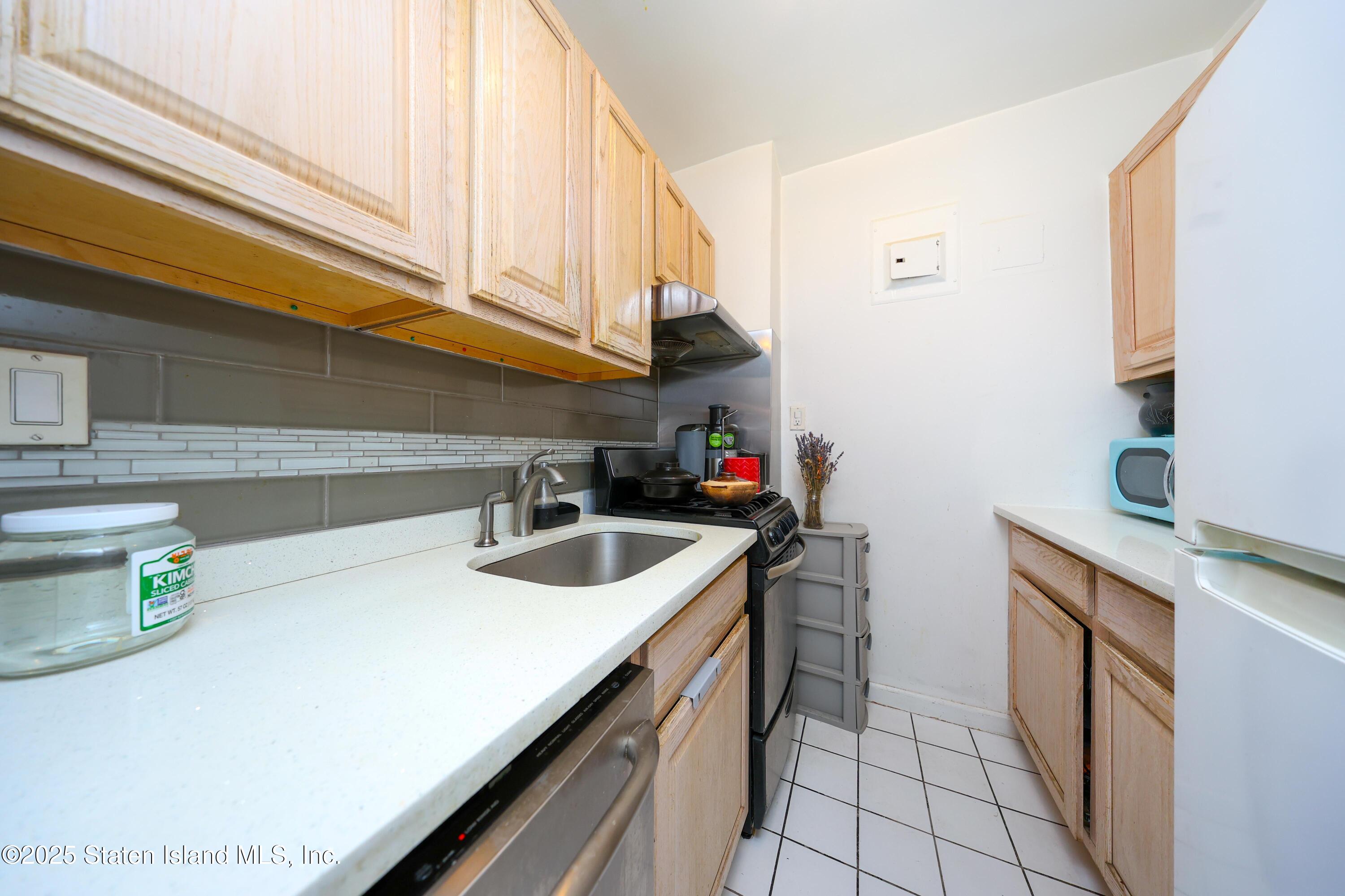 9040 Fort Hamilton Parkway #6c, Brooklyn, NY, 11209 image 14