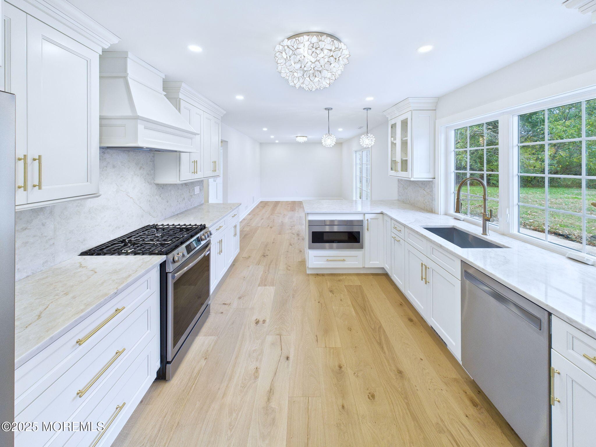 28 Patten Lane Image 2