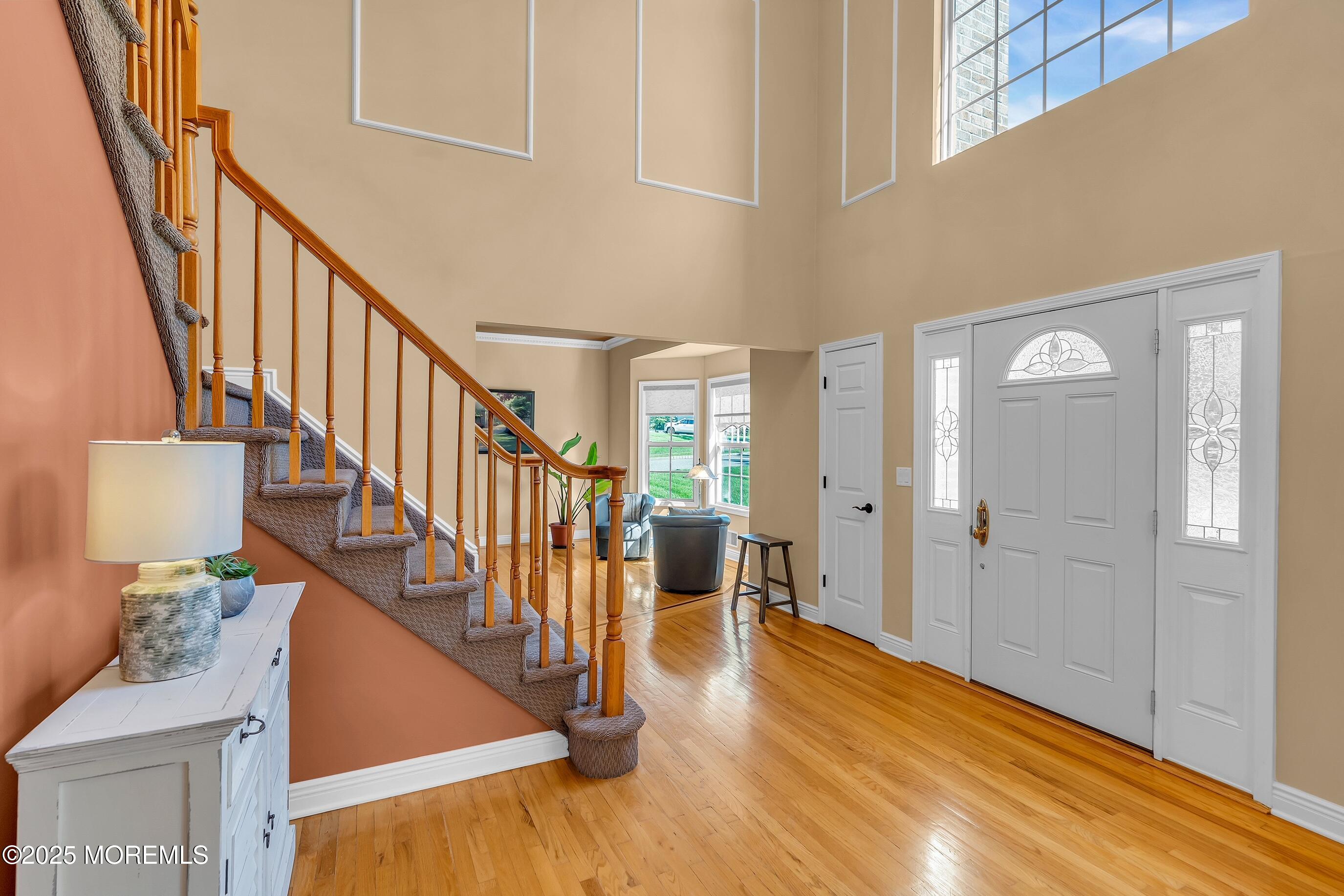 726 Tall Oaks Drive Image 4