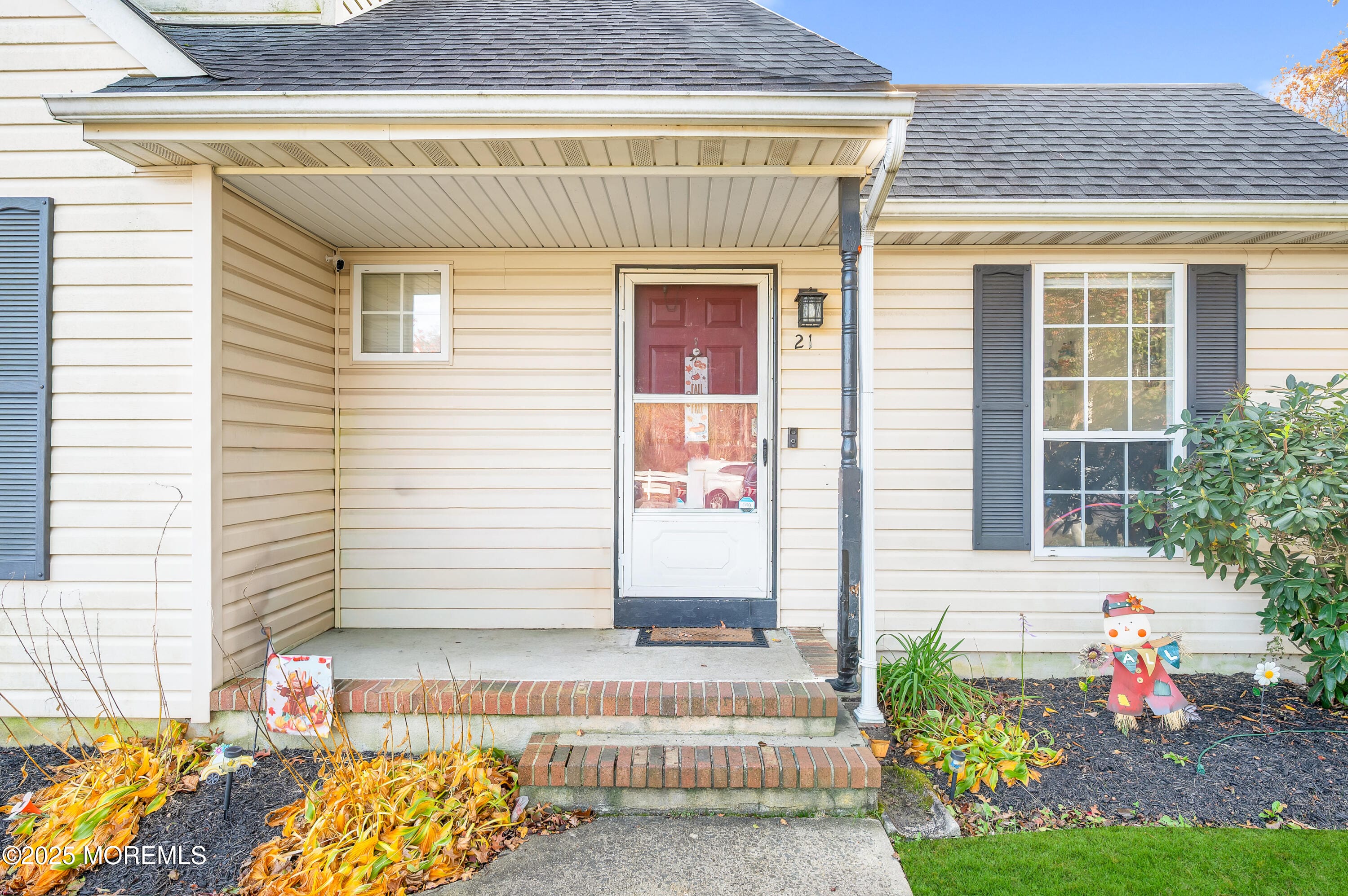 21 Shelli Terrace Image 3