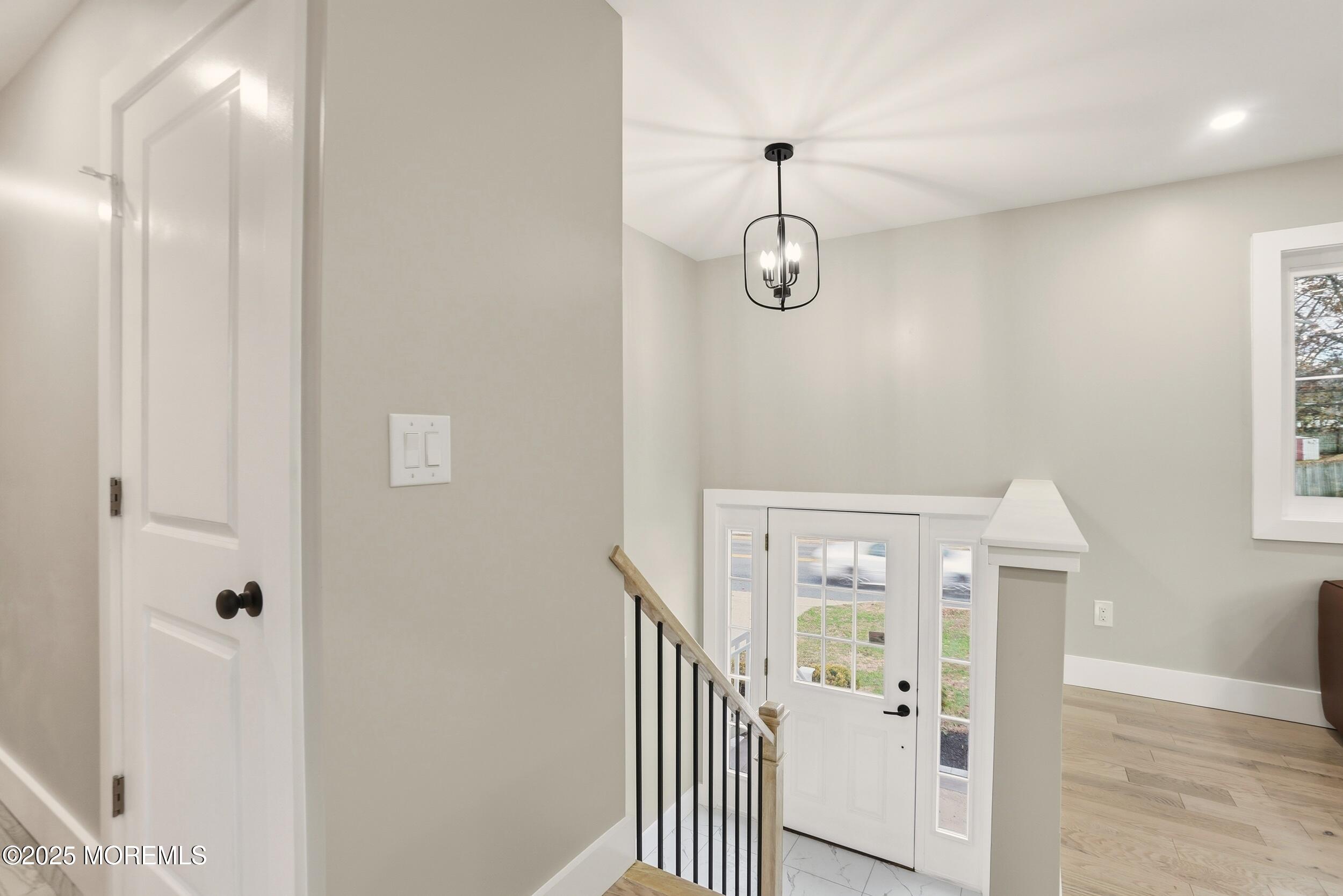 112 Manhattan Street Image 5