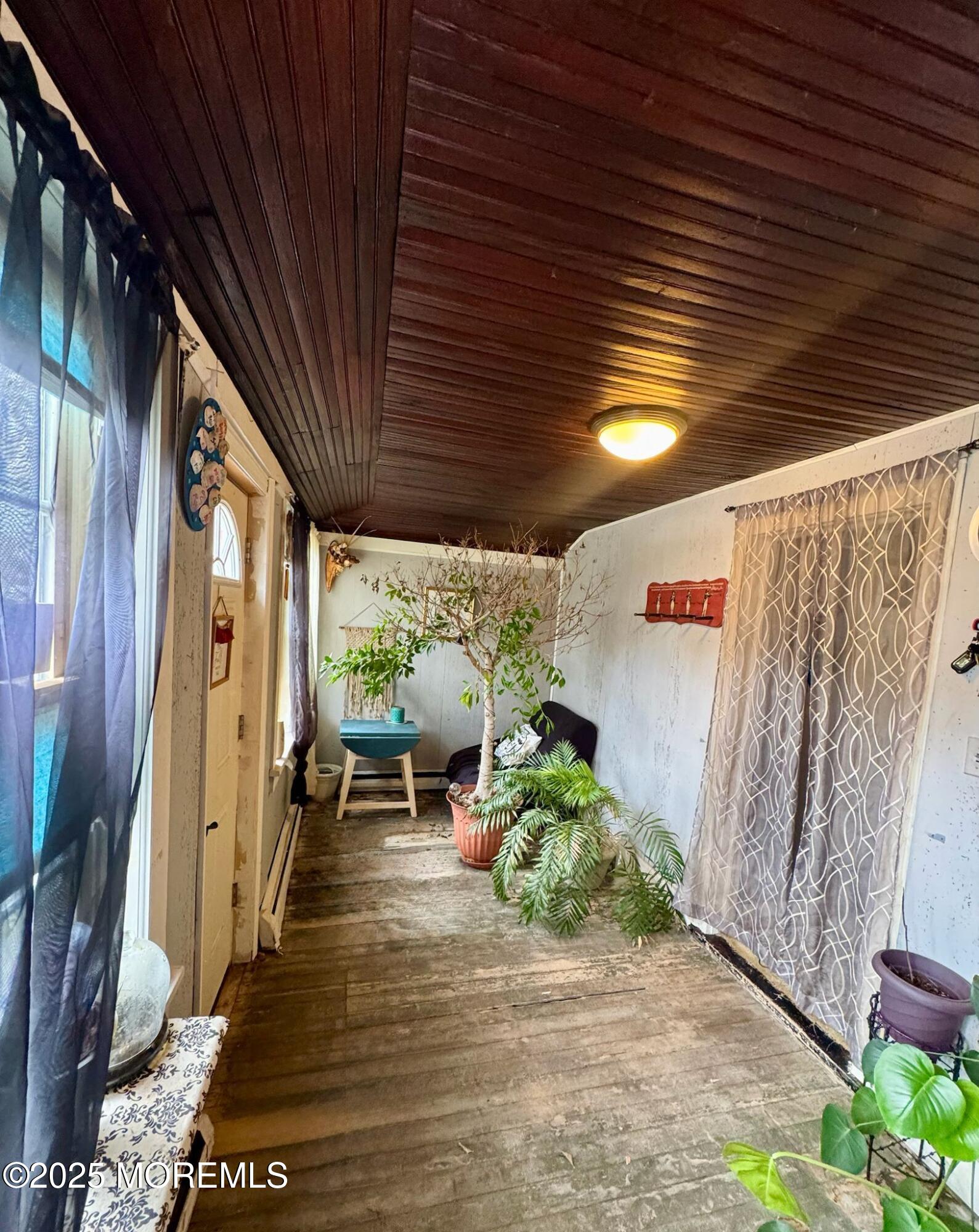 715 Park Avenue Image 5