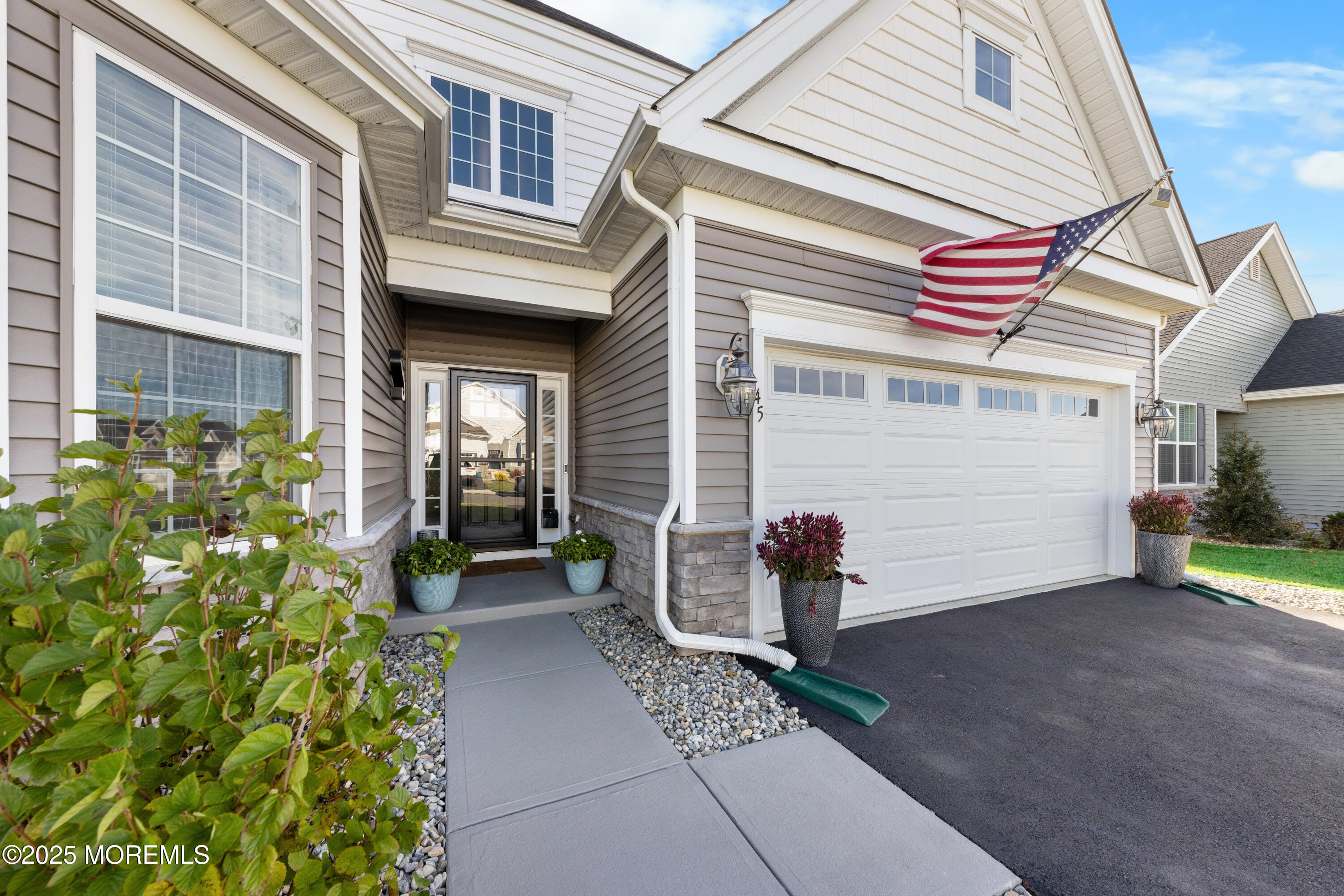 45 Saratoga Road Image 4